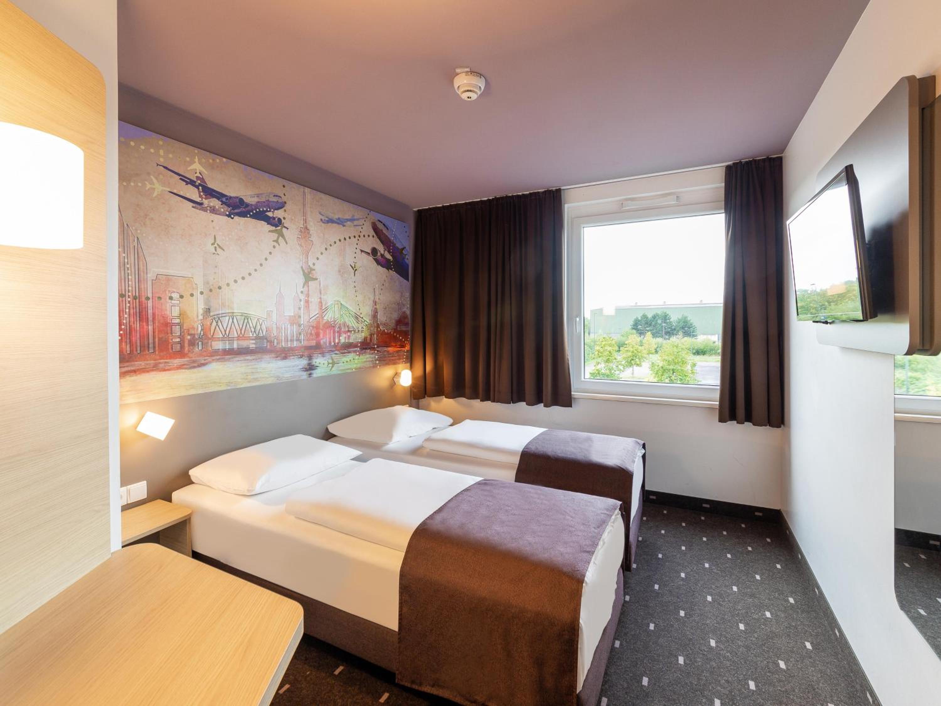 Twin Room - Photo 1