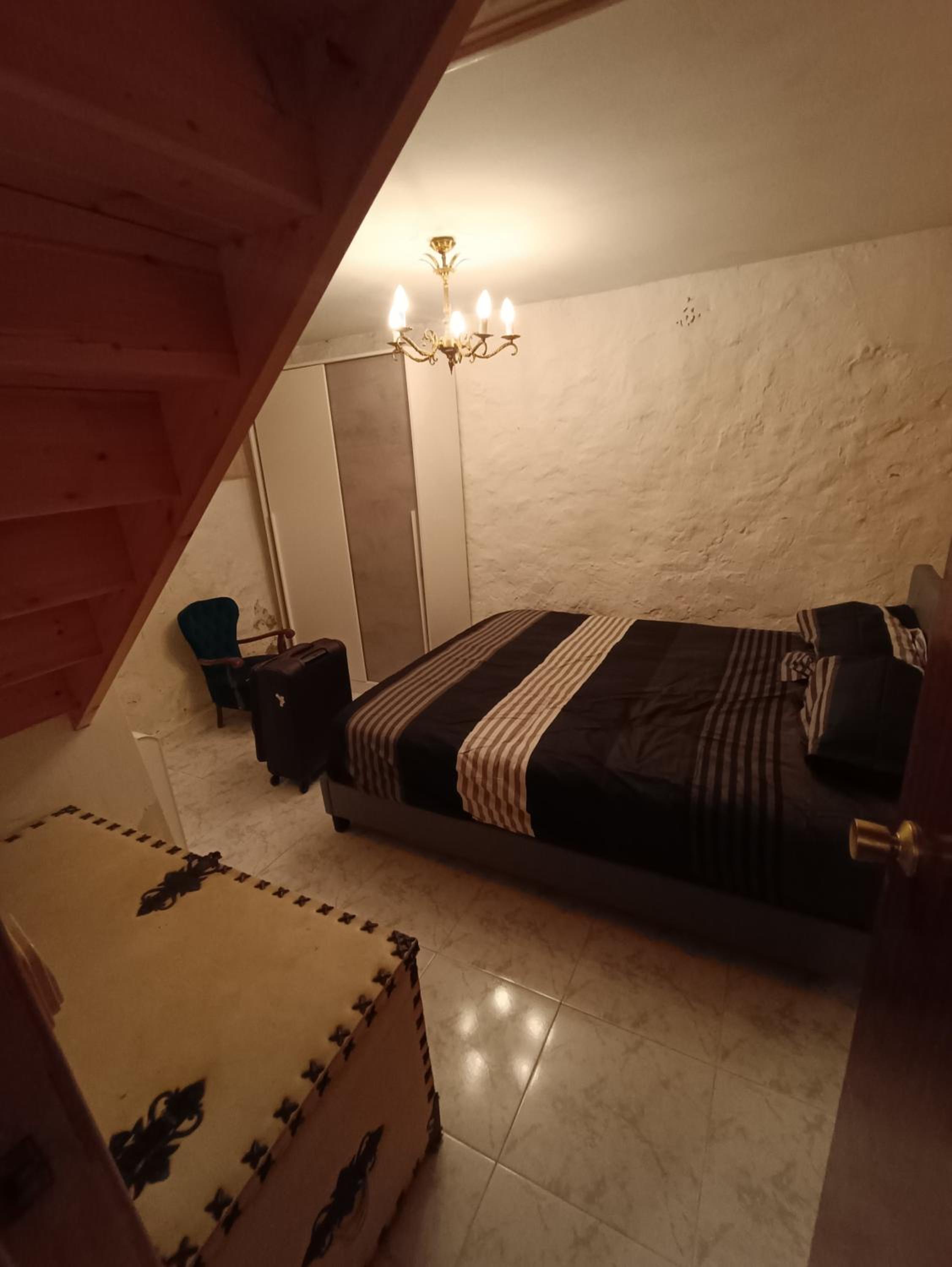Four-Bedroom House photo 2