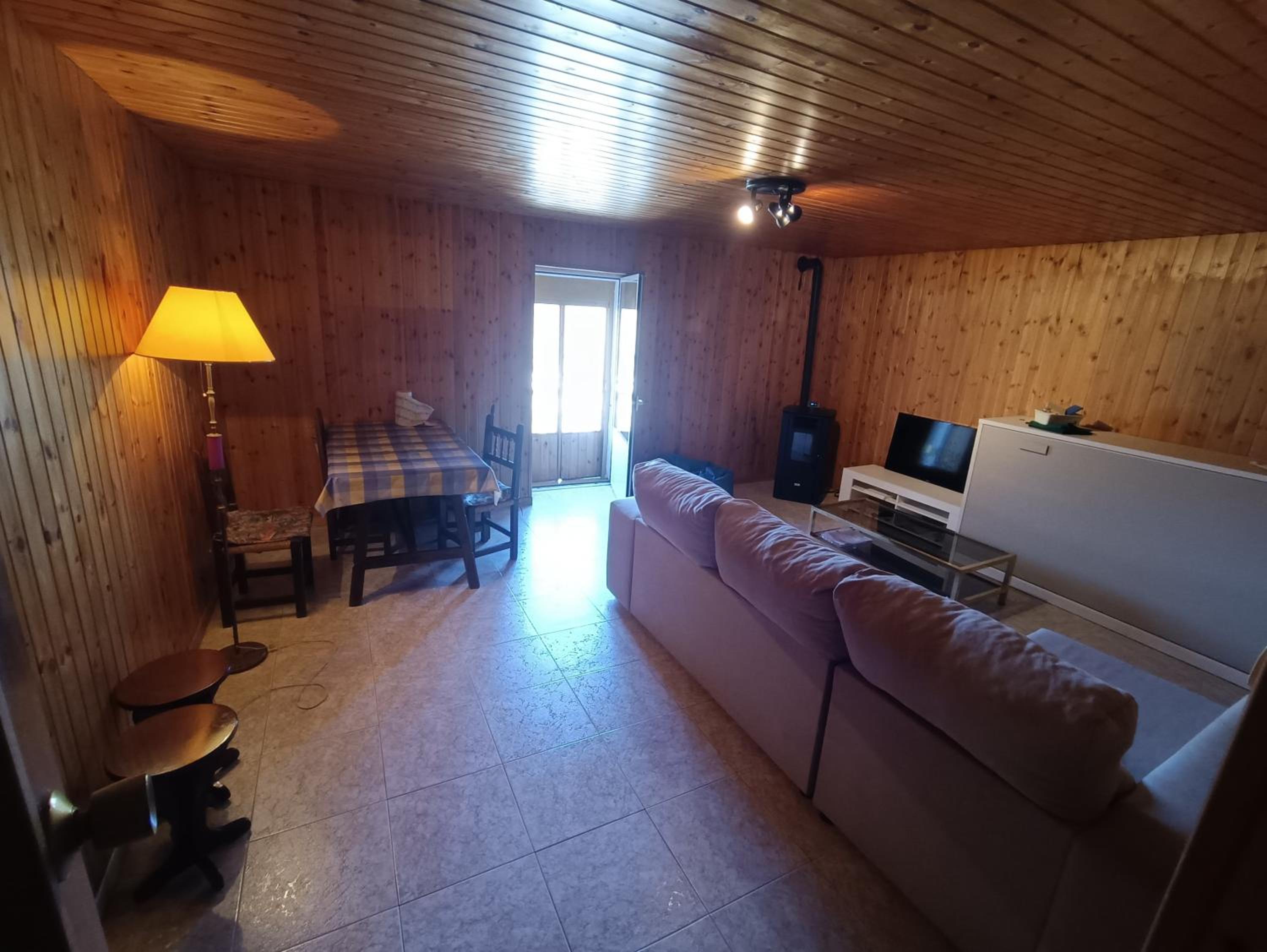 Casa de cuatro habitaciones