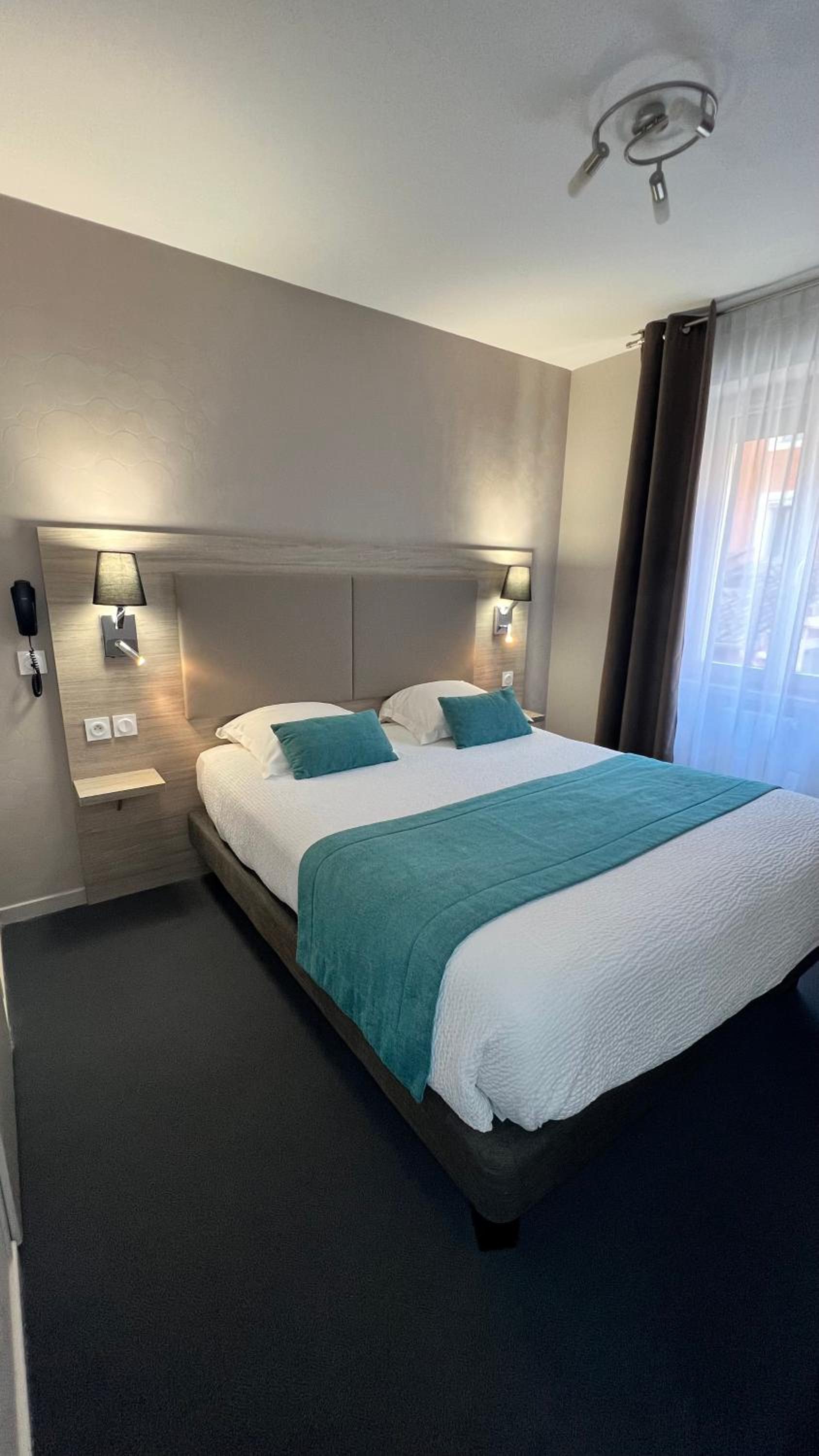 Standard Double Room photo 1