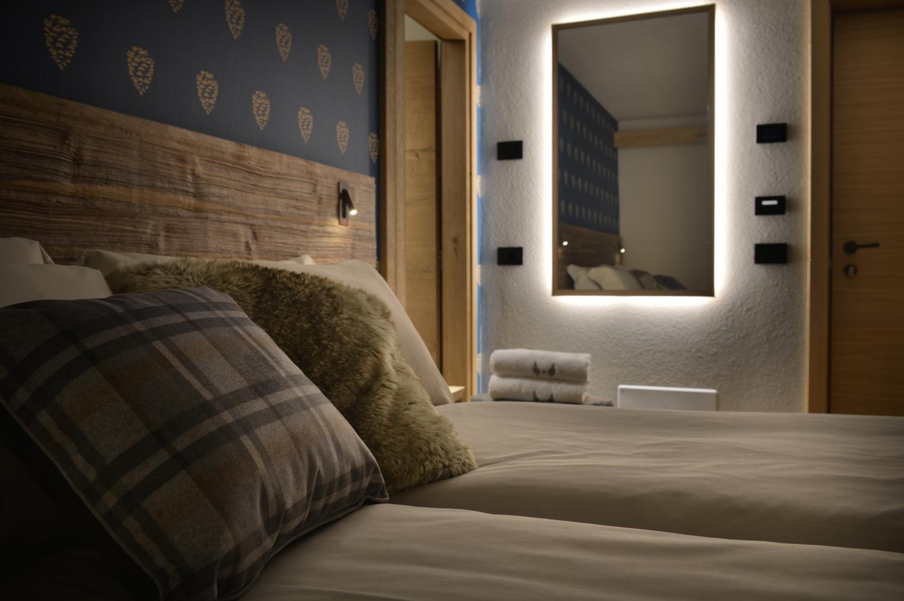 Double or Twin Room - Photo 1