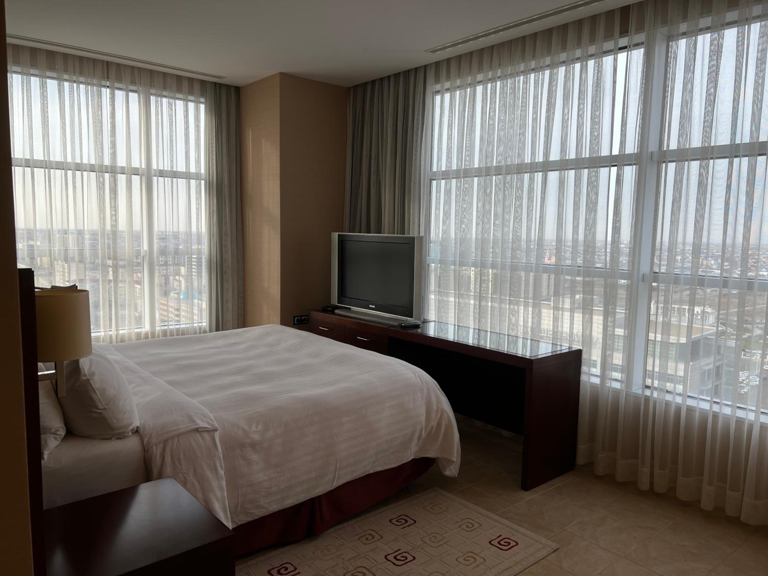 Three-Bedroom Apartment With City View photo 3
