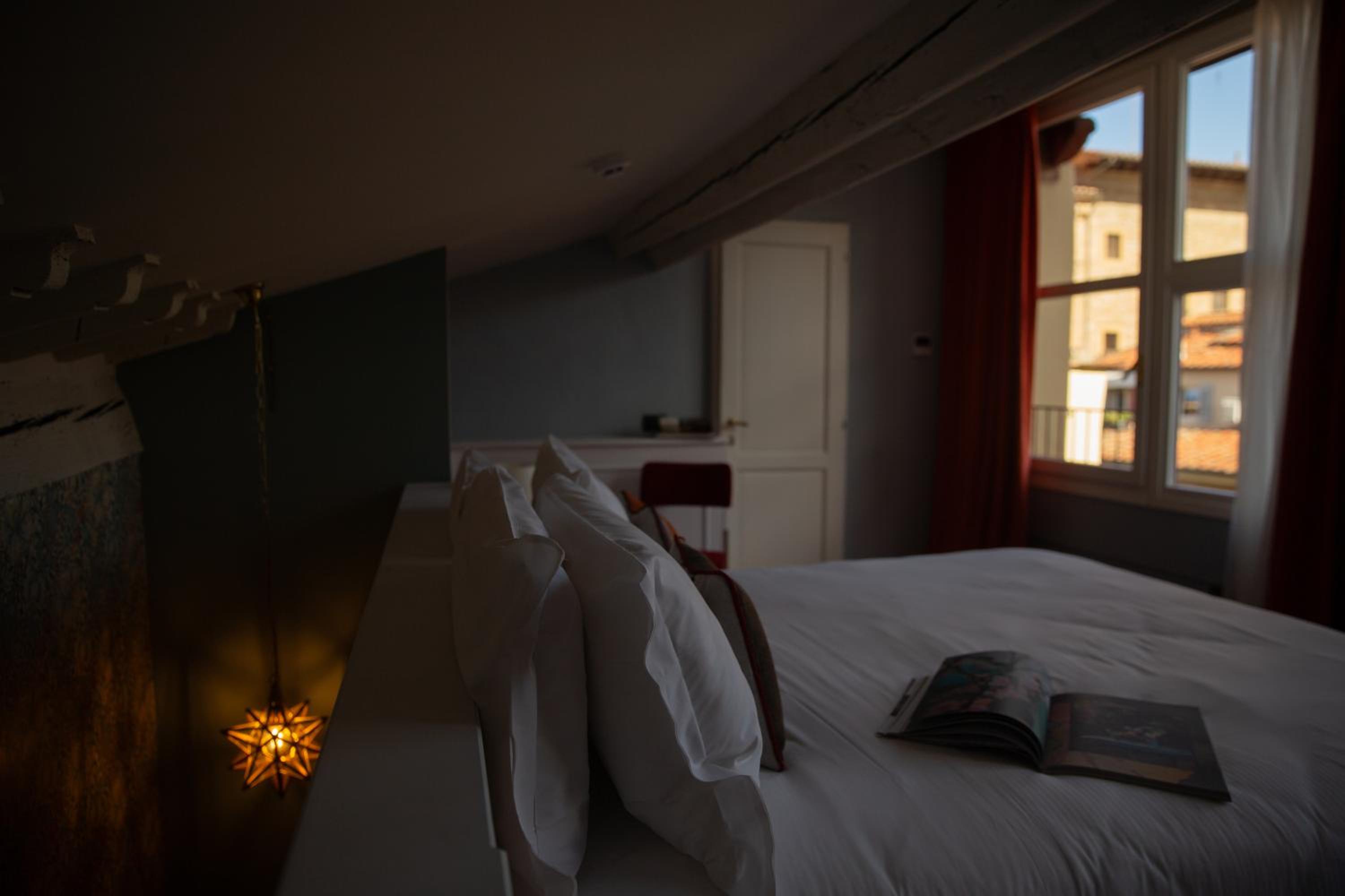 Deluxe Suite photo 3