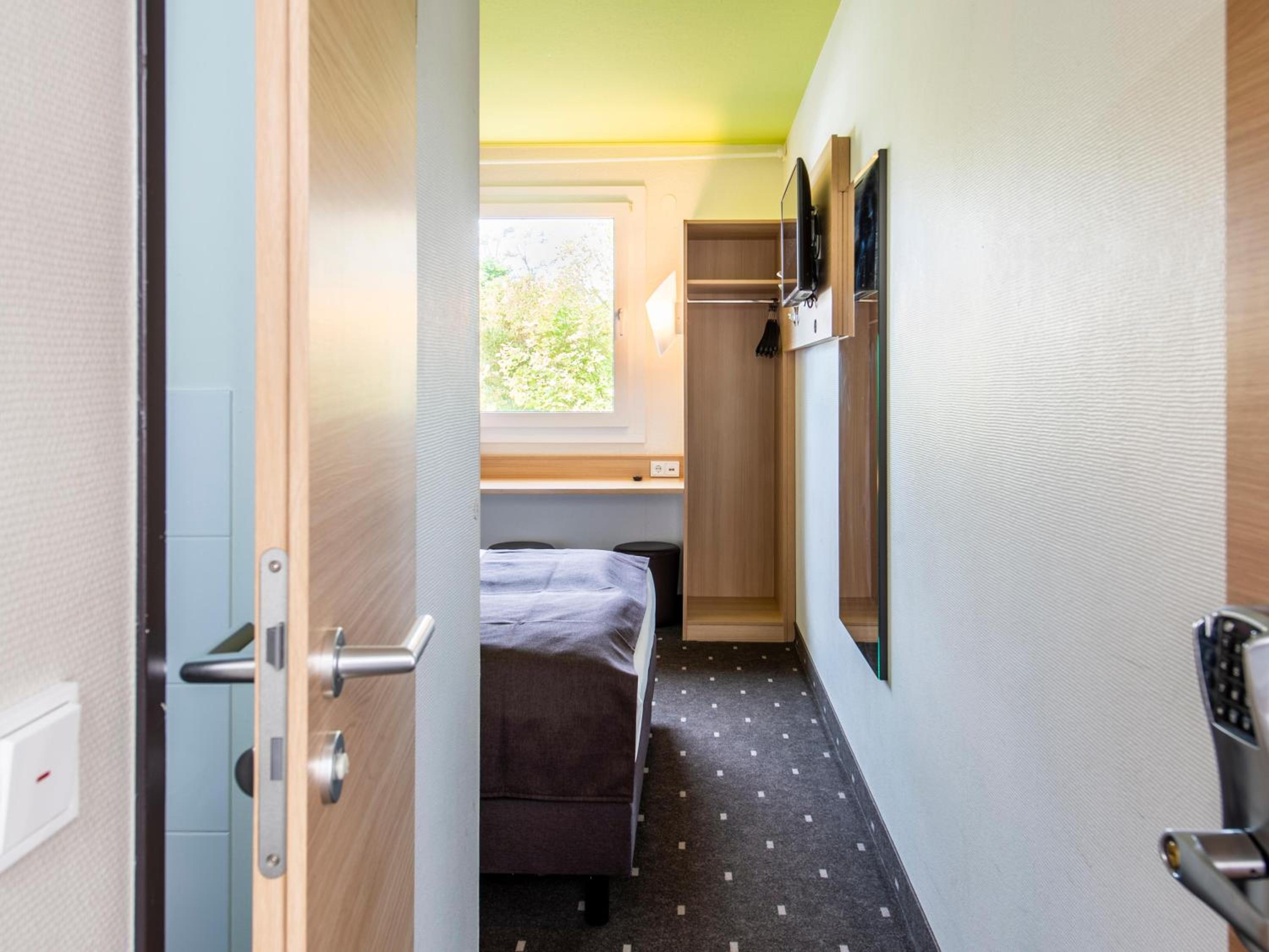Double Room - Photo 5