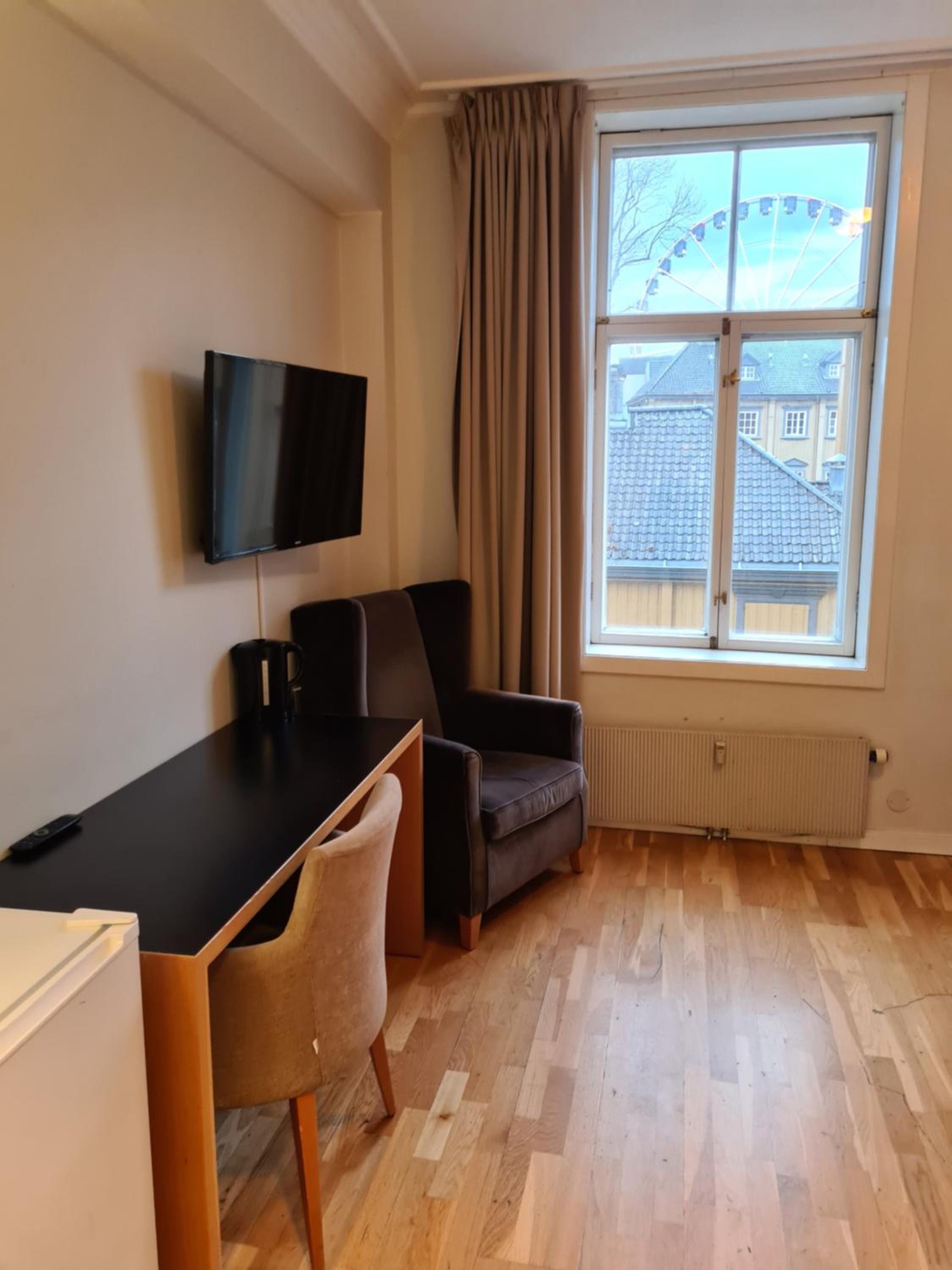 Standard Twin Room photo 3