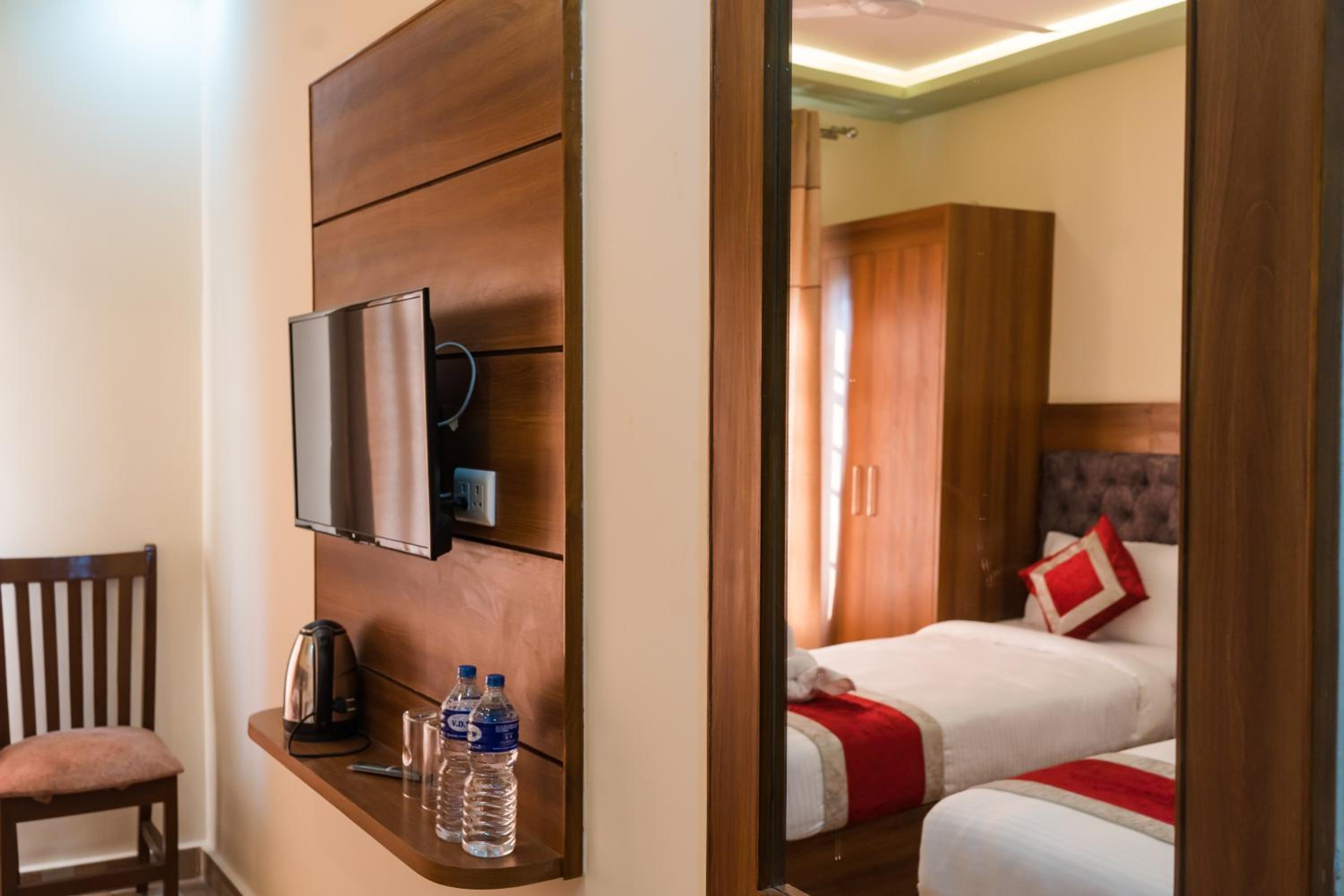Twin Room With View photo 3