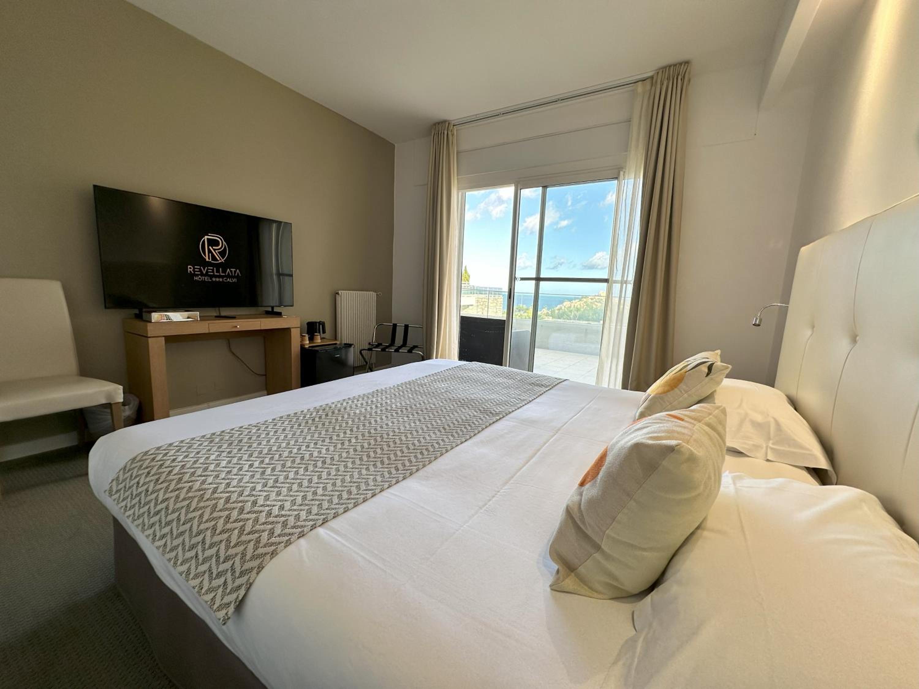 L - Chambre Double ou Lits Jumeaux - Terrasse avec Vue sur Mer