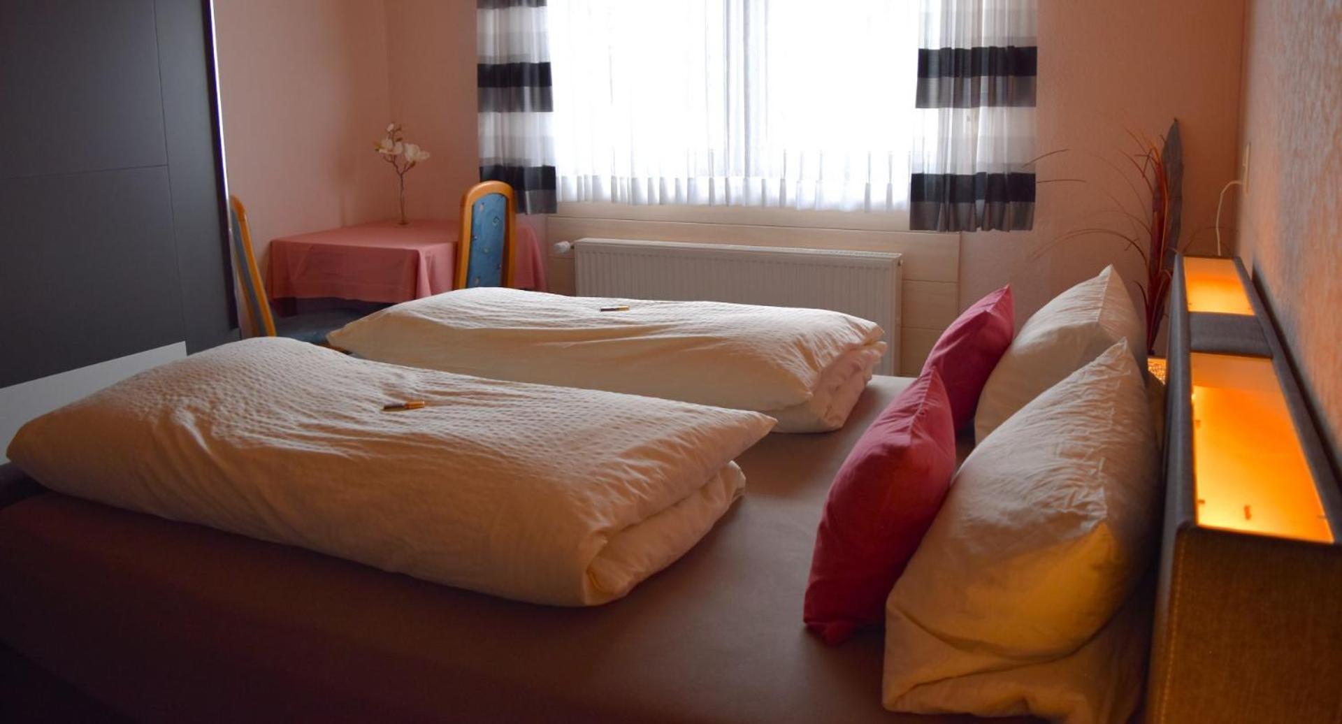 Two-Bedroom Deluxe Apartment with Garden View photo 1