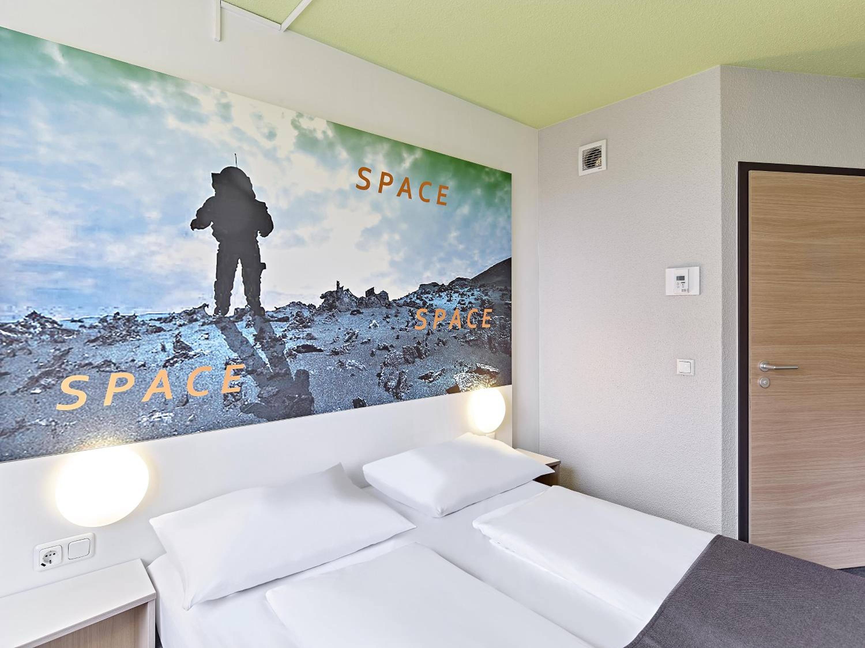 Double Room - Photo 3