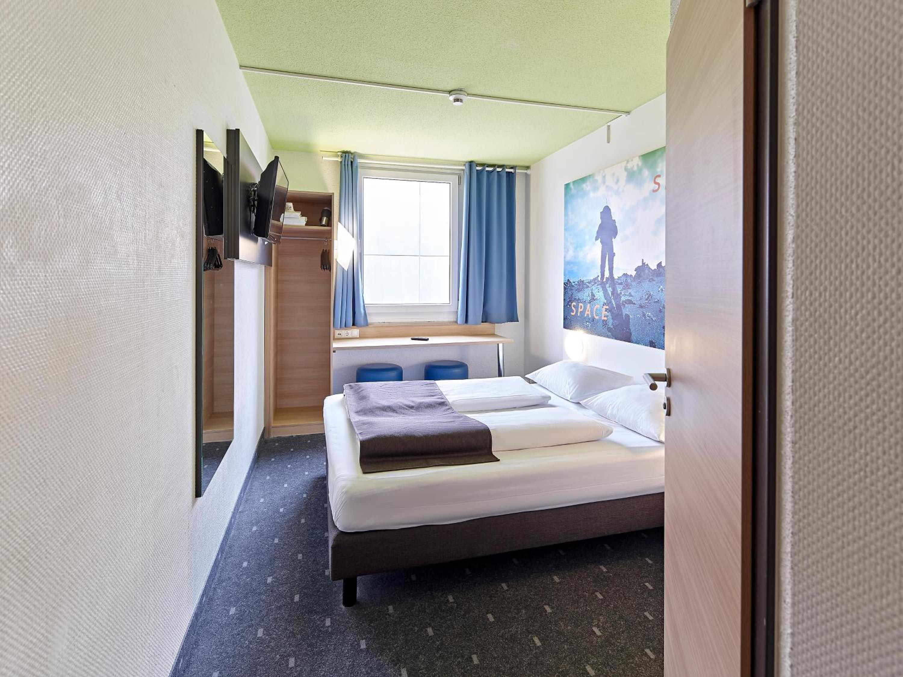 Double Room - Photo 2