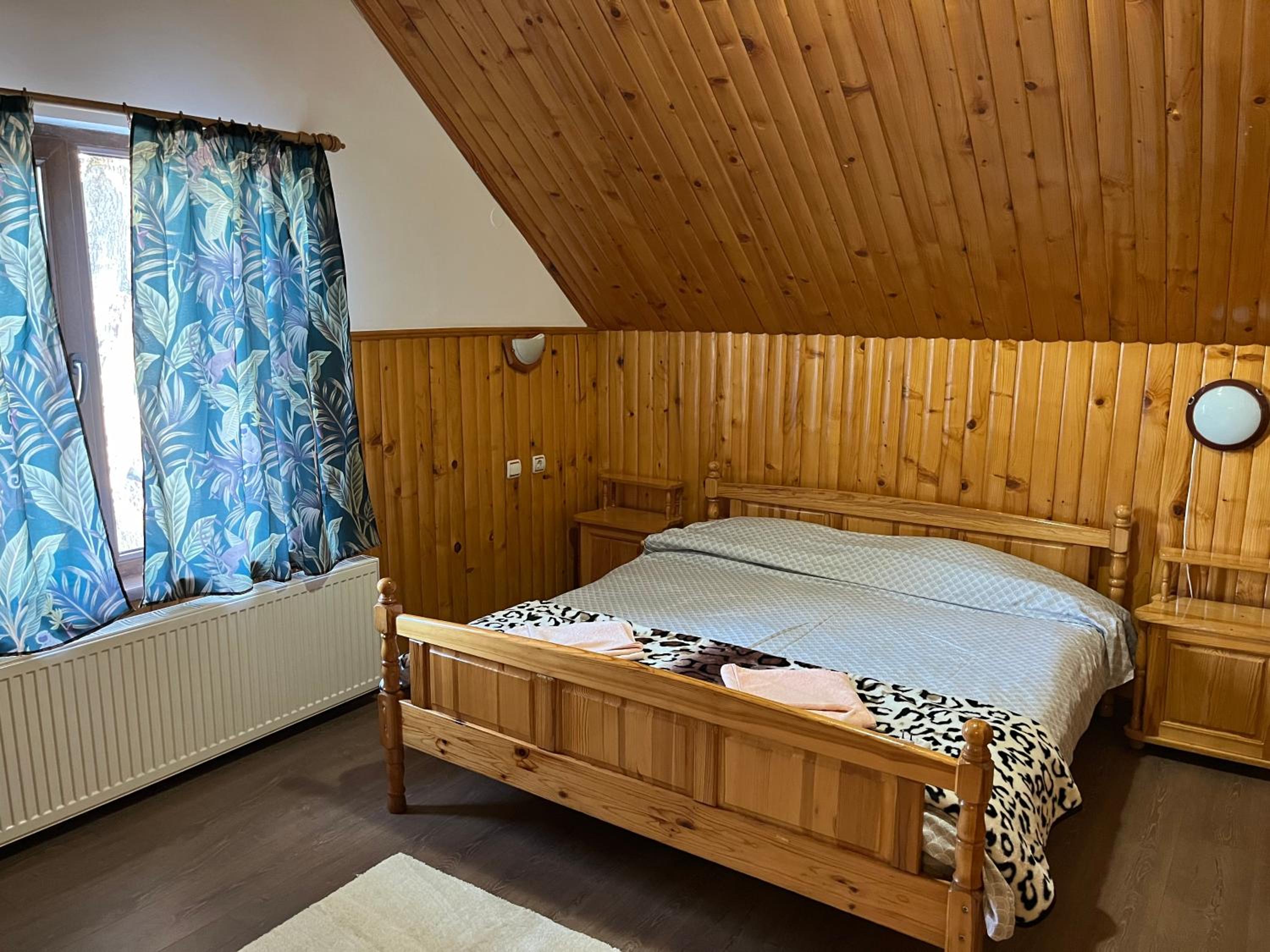 Double or Twin Room with Shared Bathroom