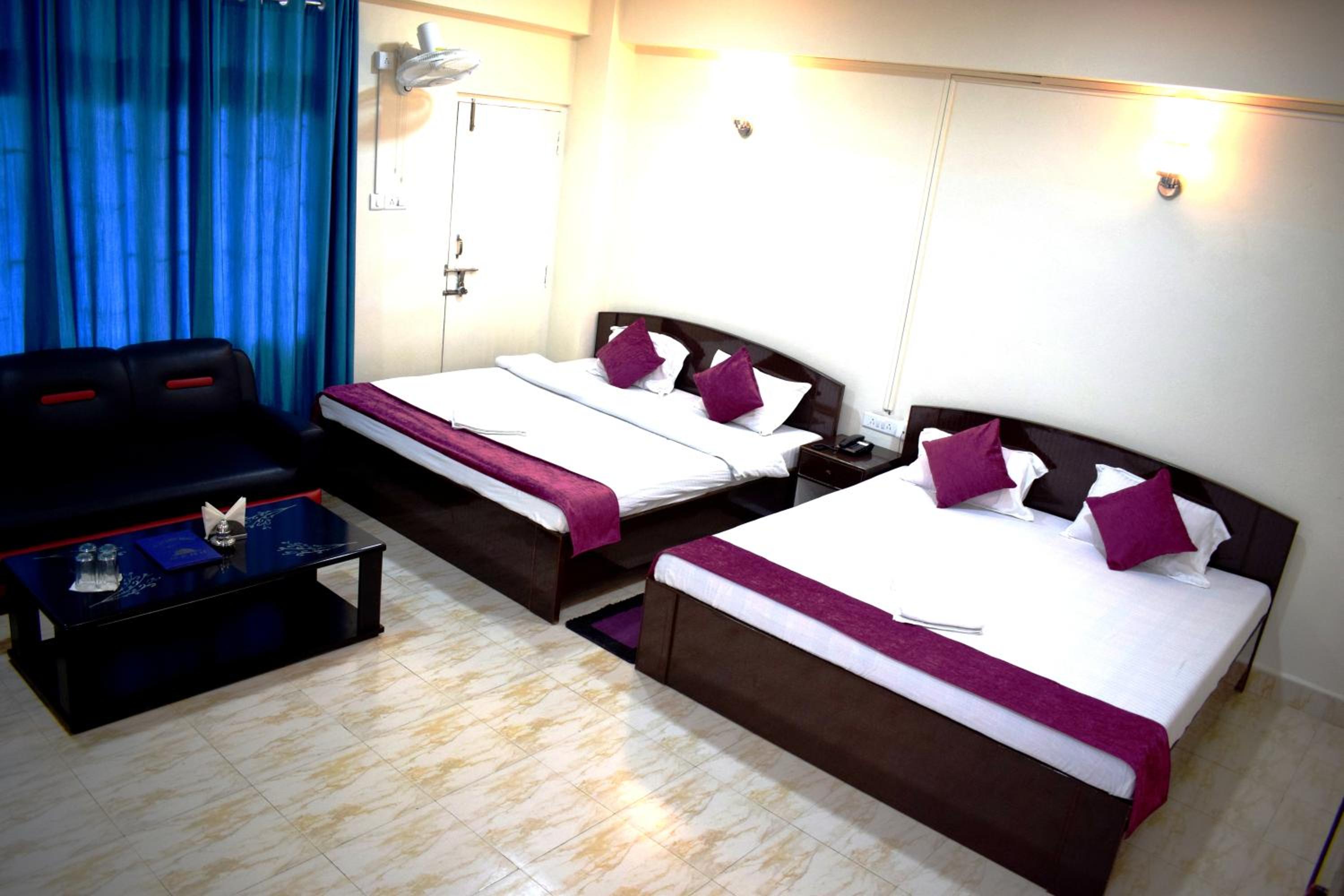 Standard Triple Room photo 2