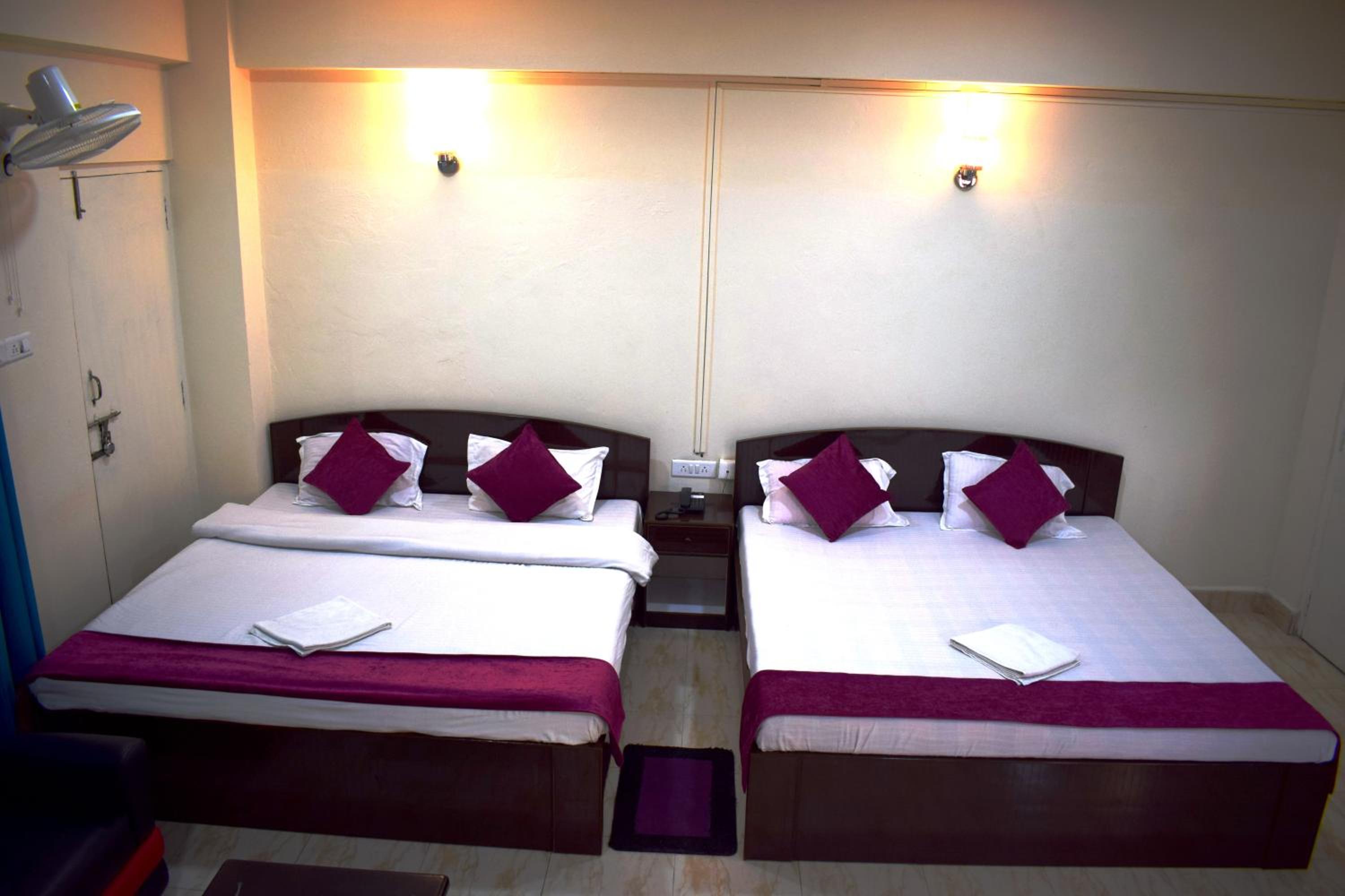 Standard Triple Room photo 3