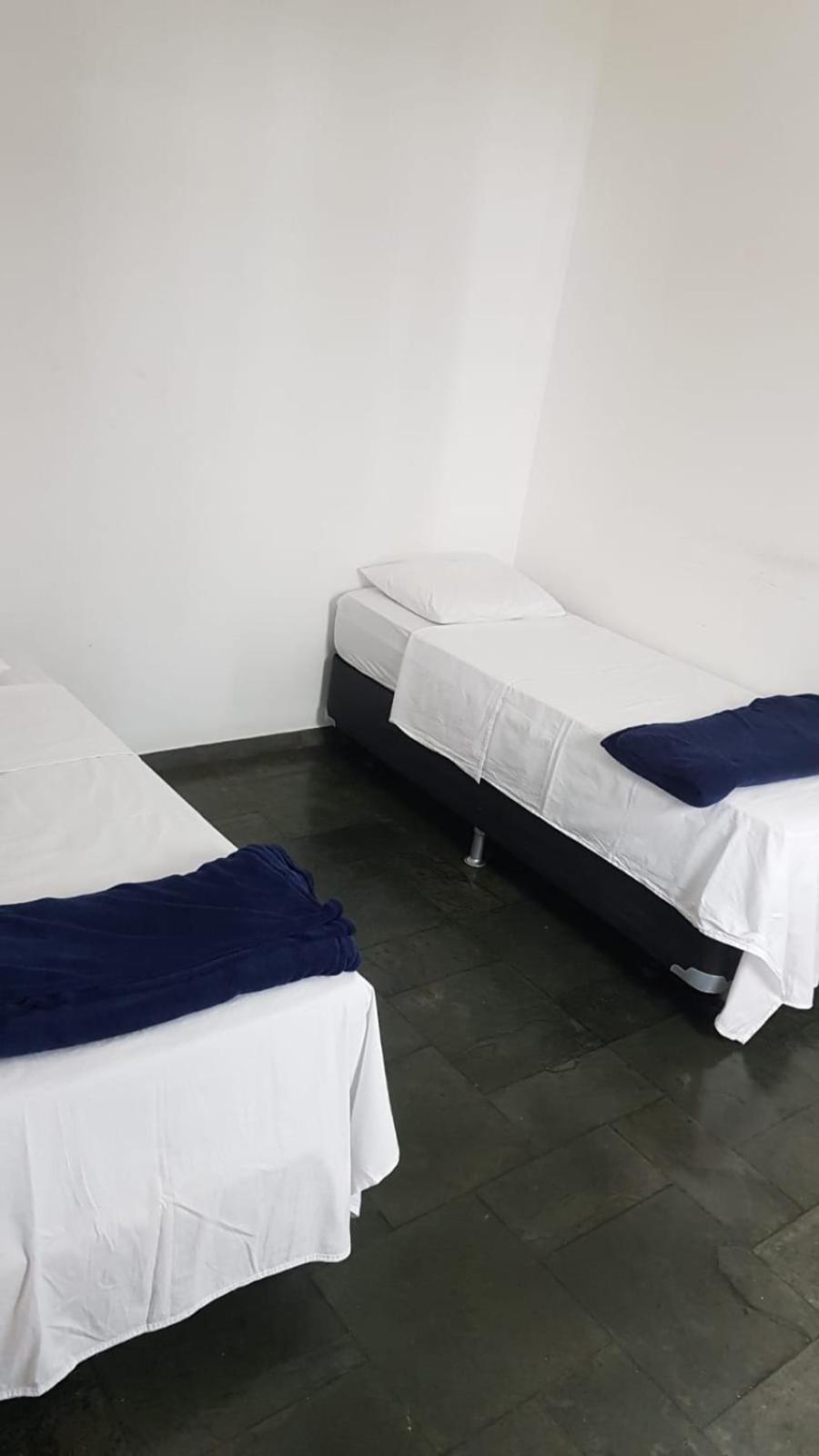 Basic Triple Room with Shared Bathroom photo 2