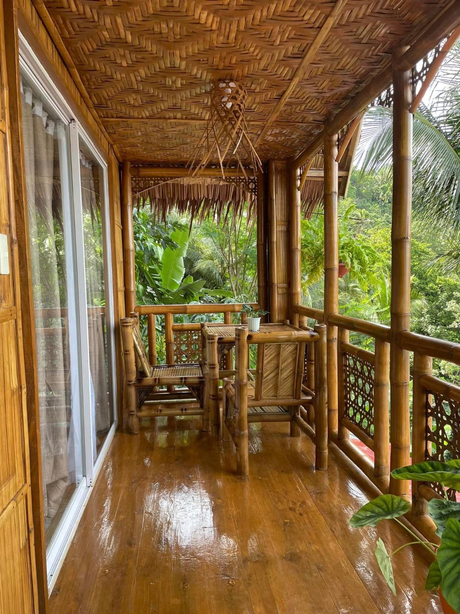 Family Room with Balcony - Photo 19