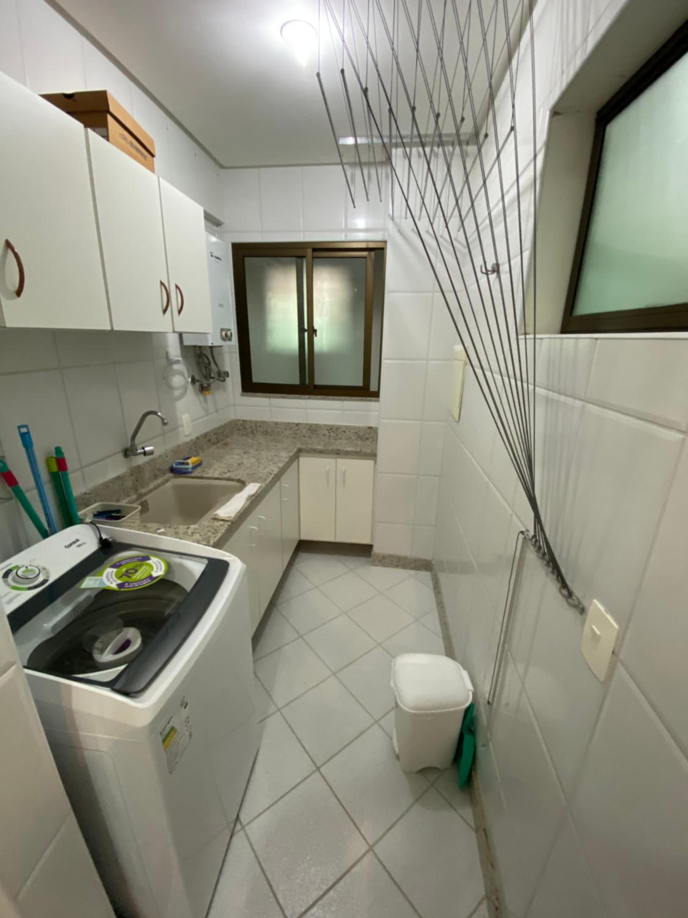 Three-Bedroom Apartment photo 2