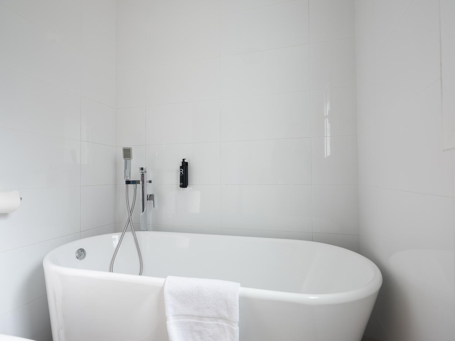 XS - Chambre Double Économique avec Vue sur Cour - Premier Prix