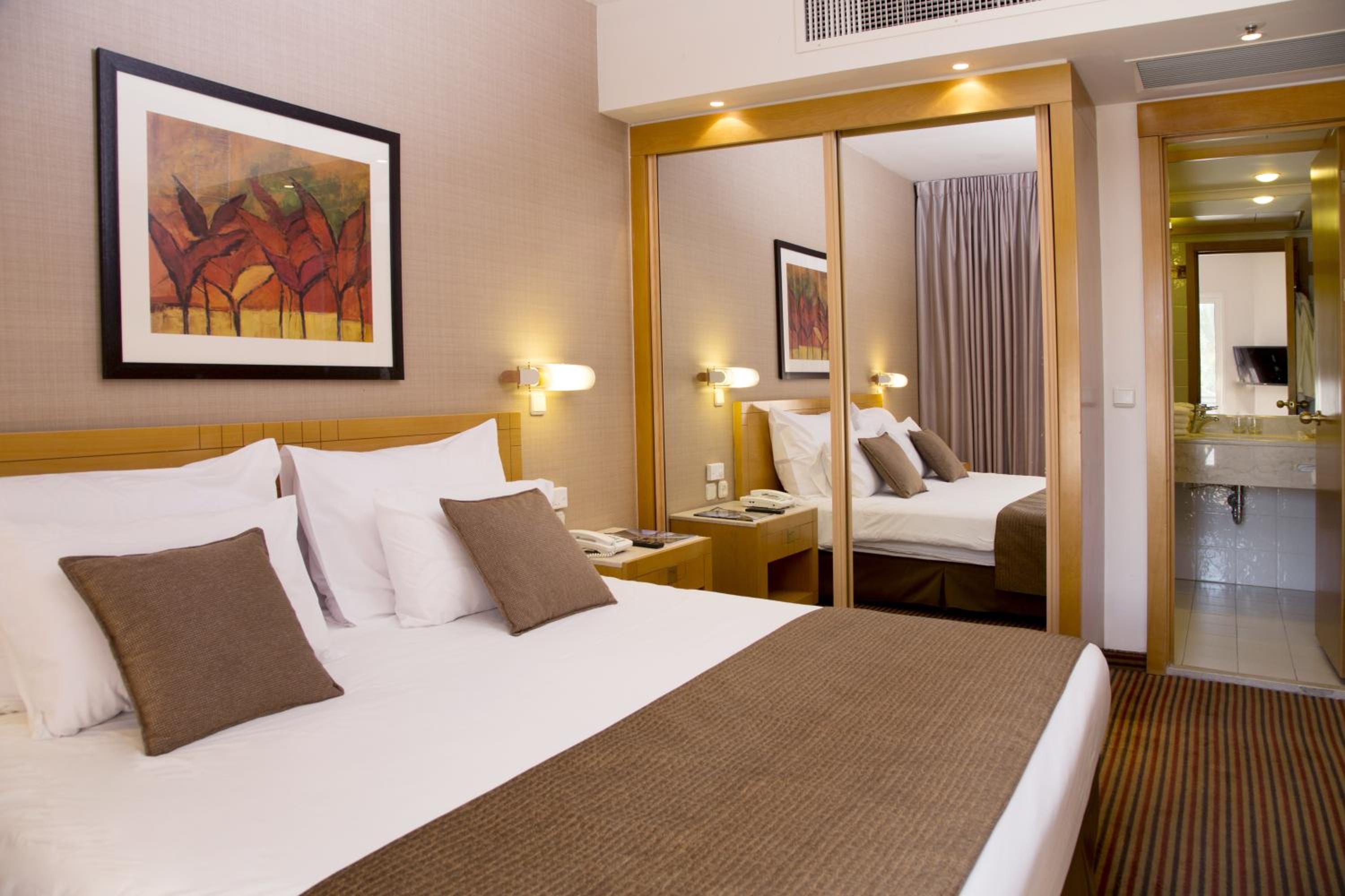 Family Suite with Pool View