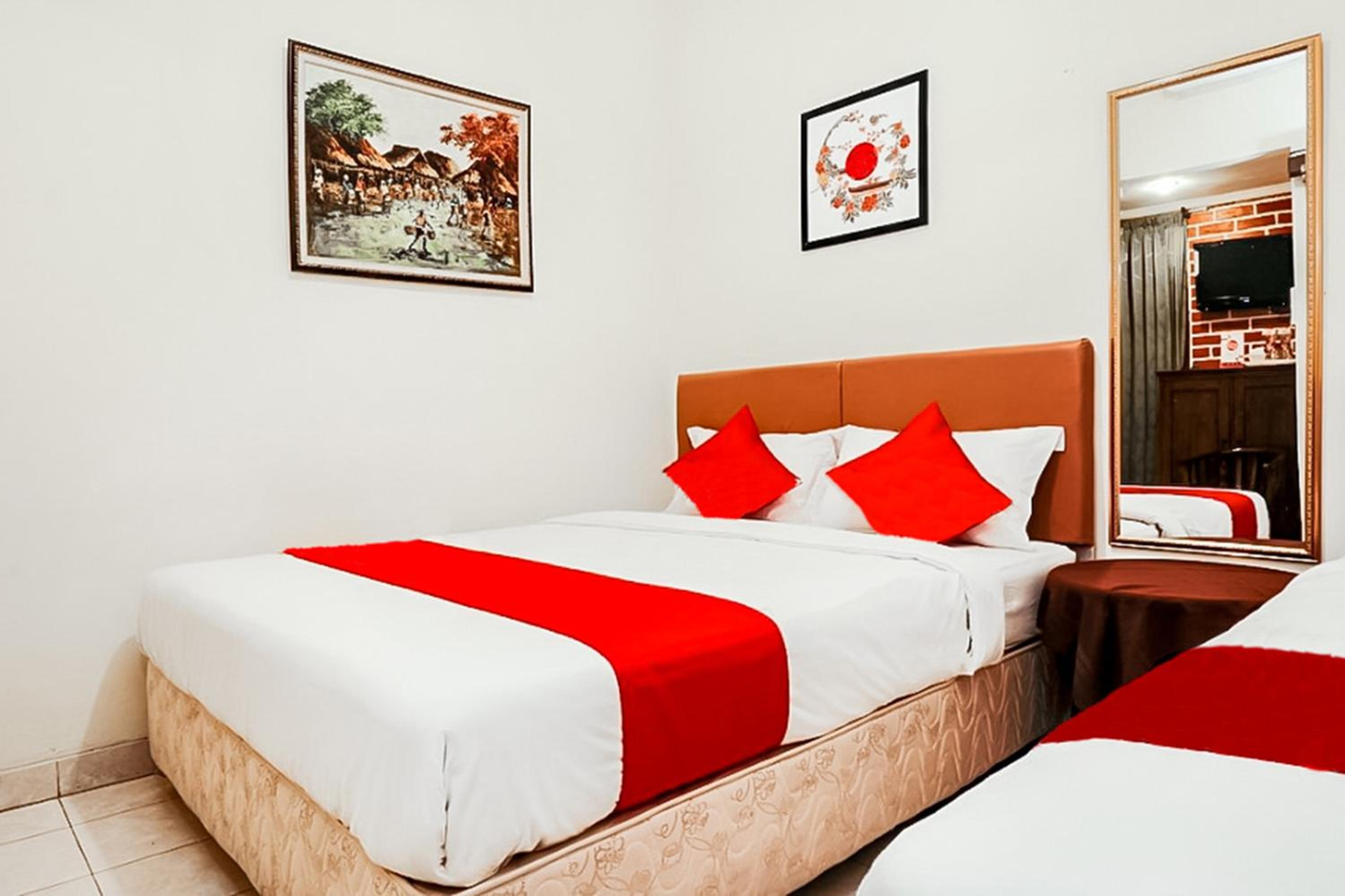 Triple Room with Garden View - Photo 2