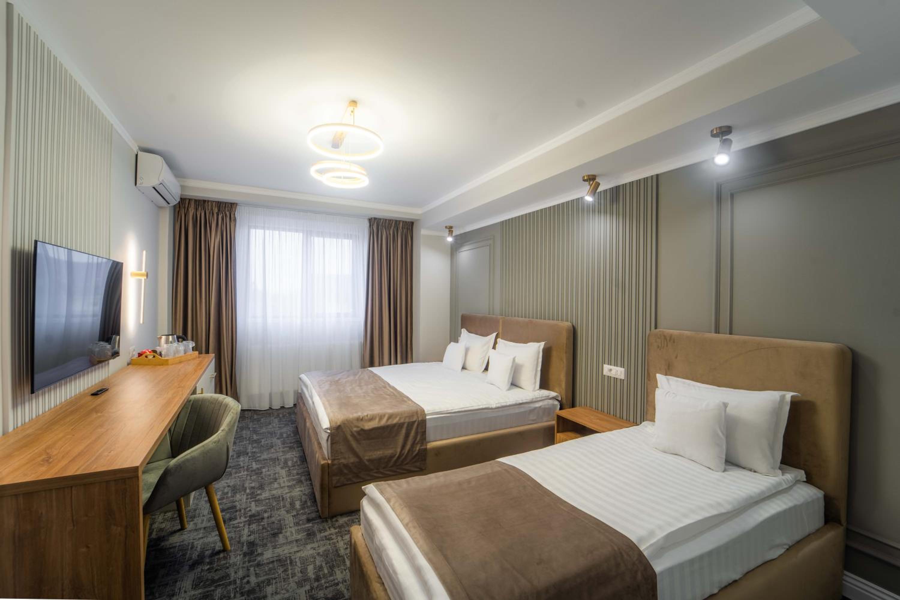 Deluxe Triple Room photo 1