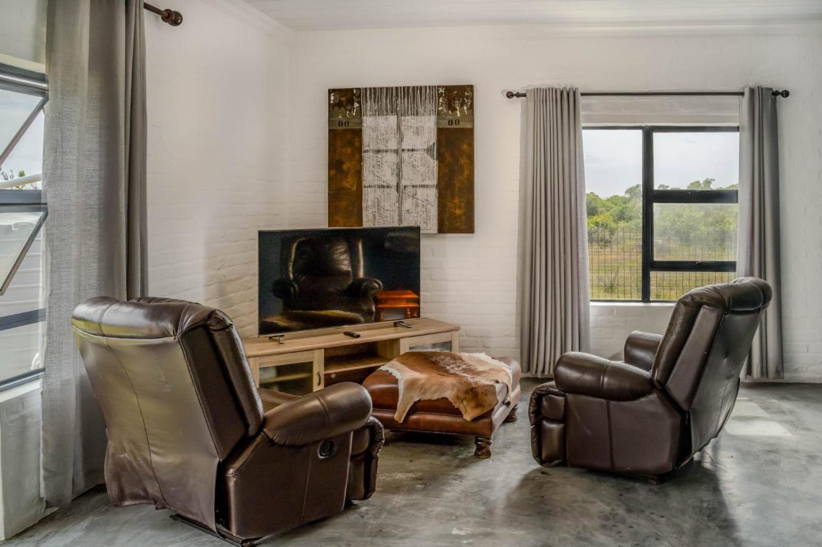 Family Room with Garden View photo 1