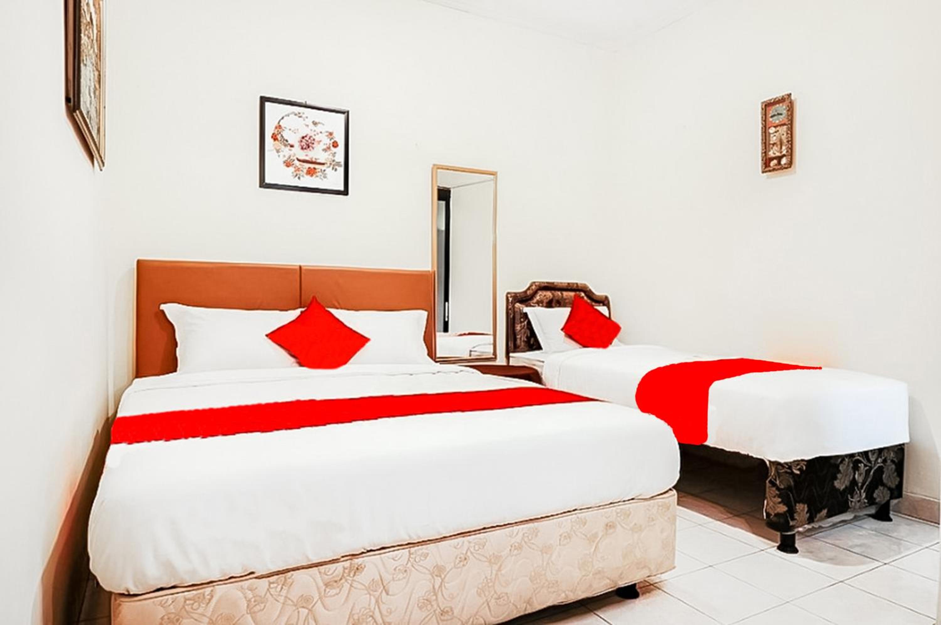 Triple Room with Garden View - Photo 3