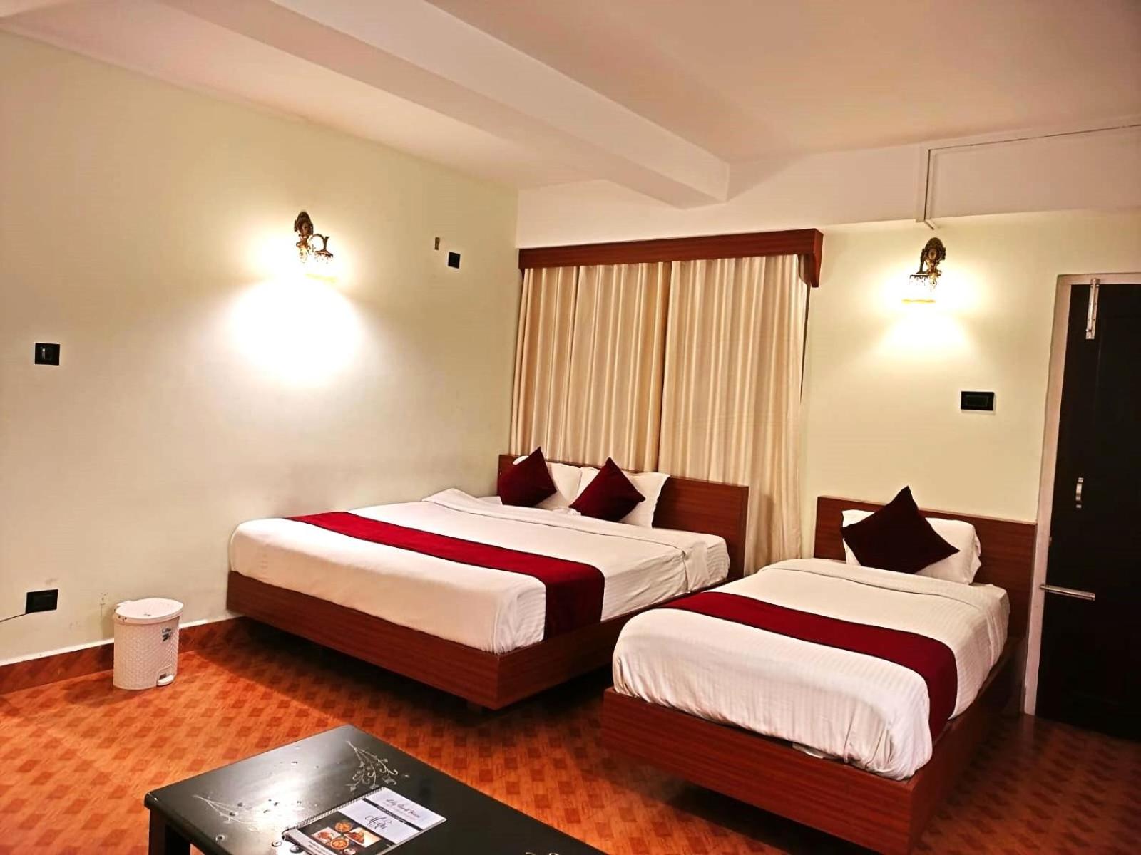 Deluxe Triple Room photo 3