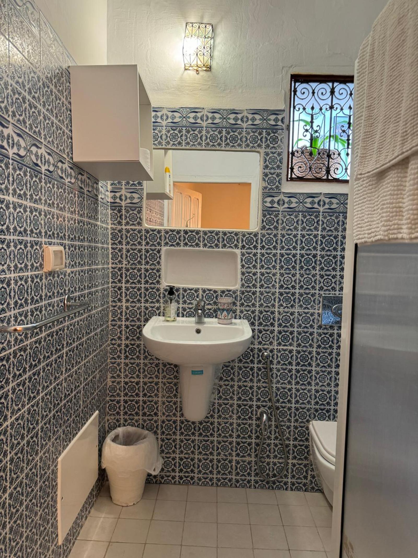 Double Room with Private Bathroom photo 3