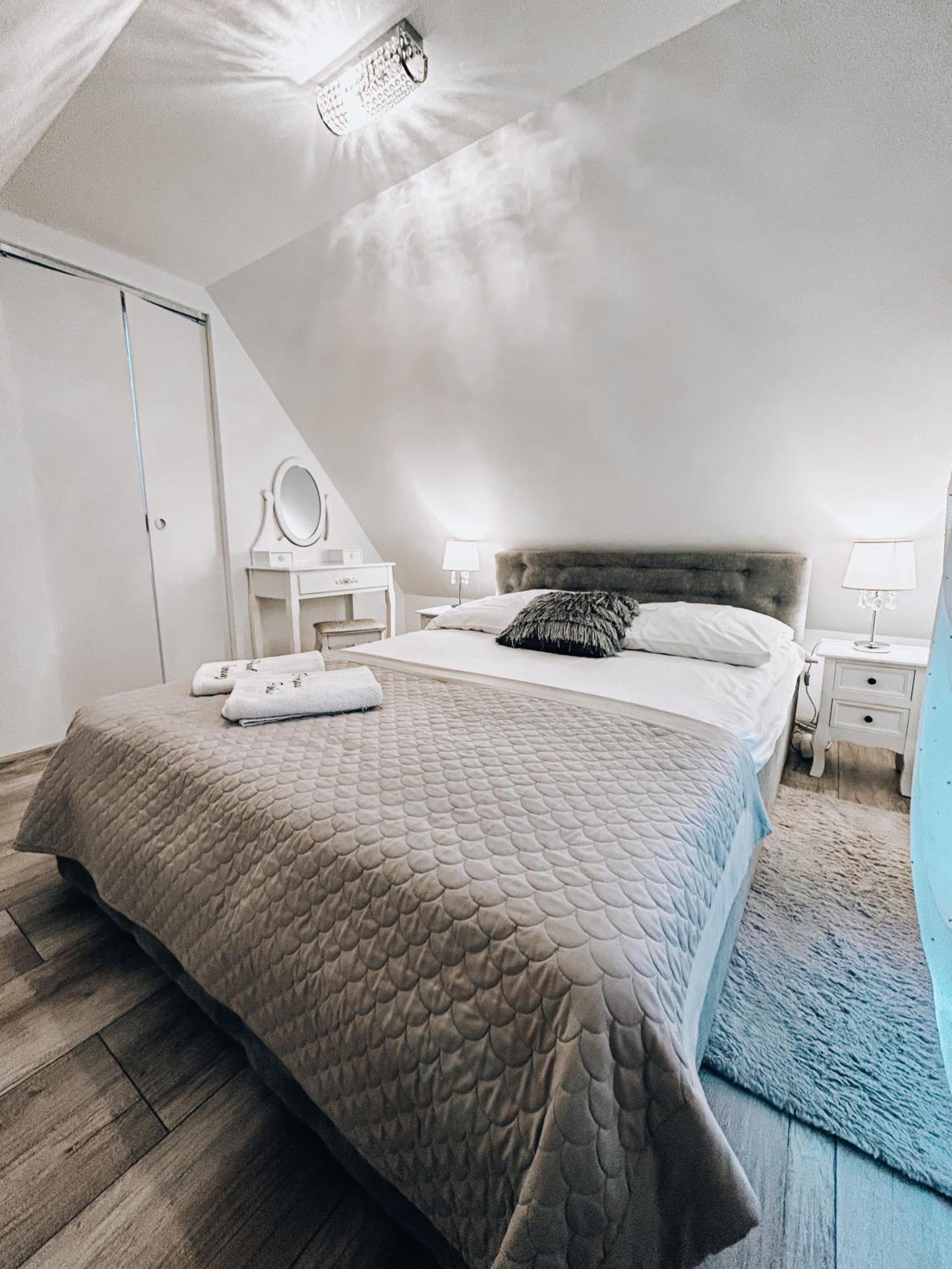 Superior Double or Twin Room with Mountain View - Photo 2