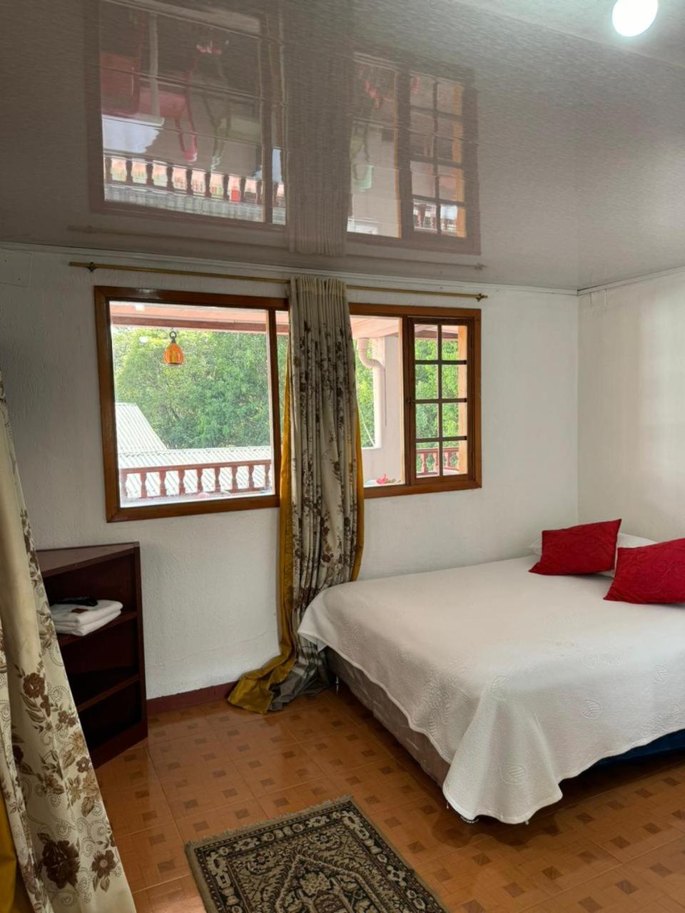 Double or Twin Room photo 1