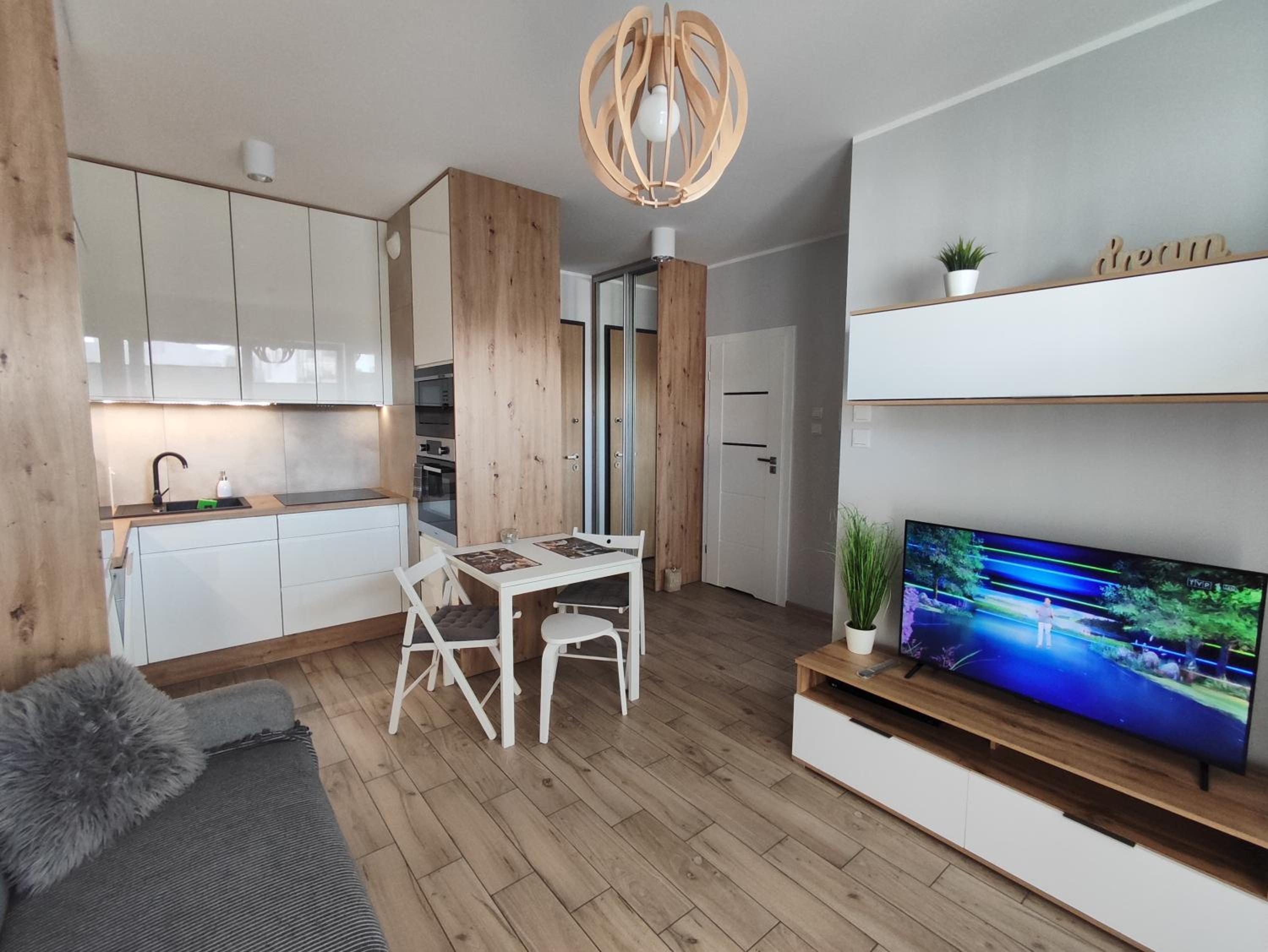 One-Bedroom Apartment - Photo 48