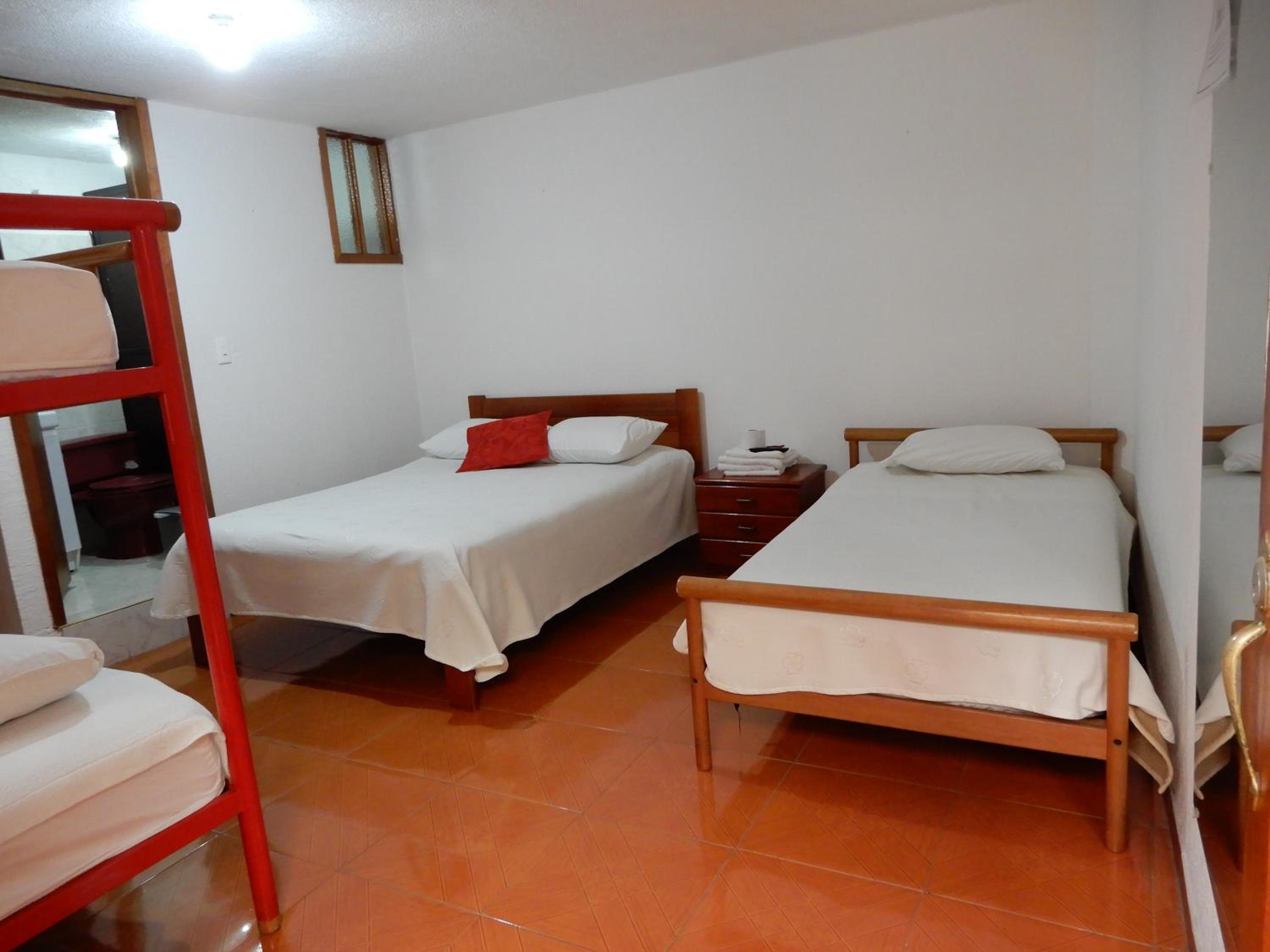 Classic Quadruple Room photo 2