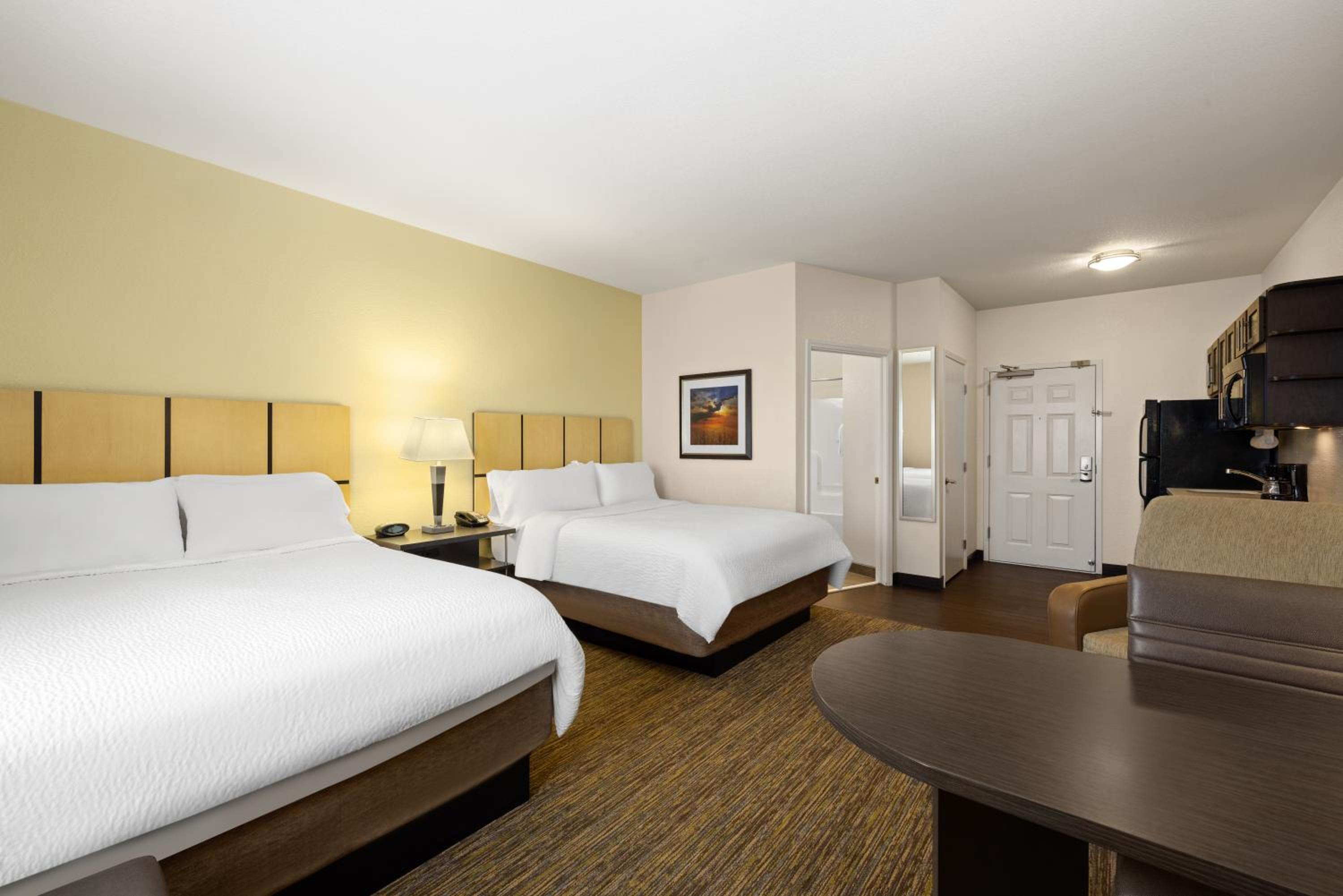Studio Suite with Two Queen Beds - Photo 1