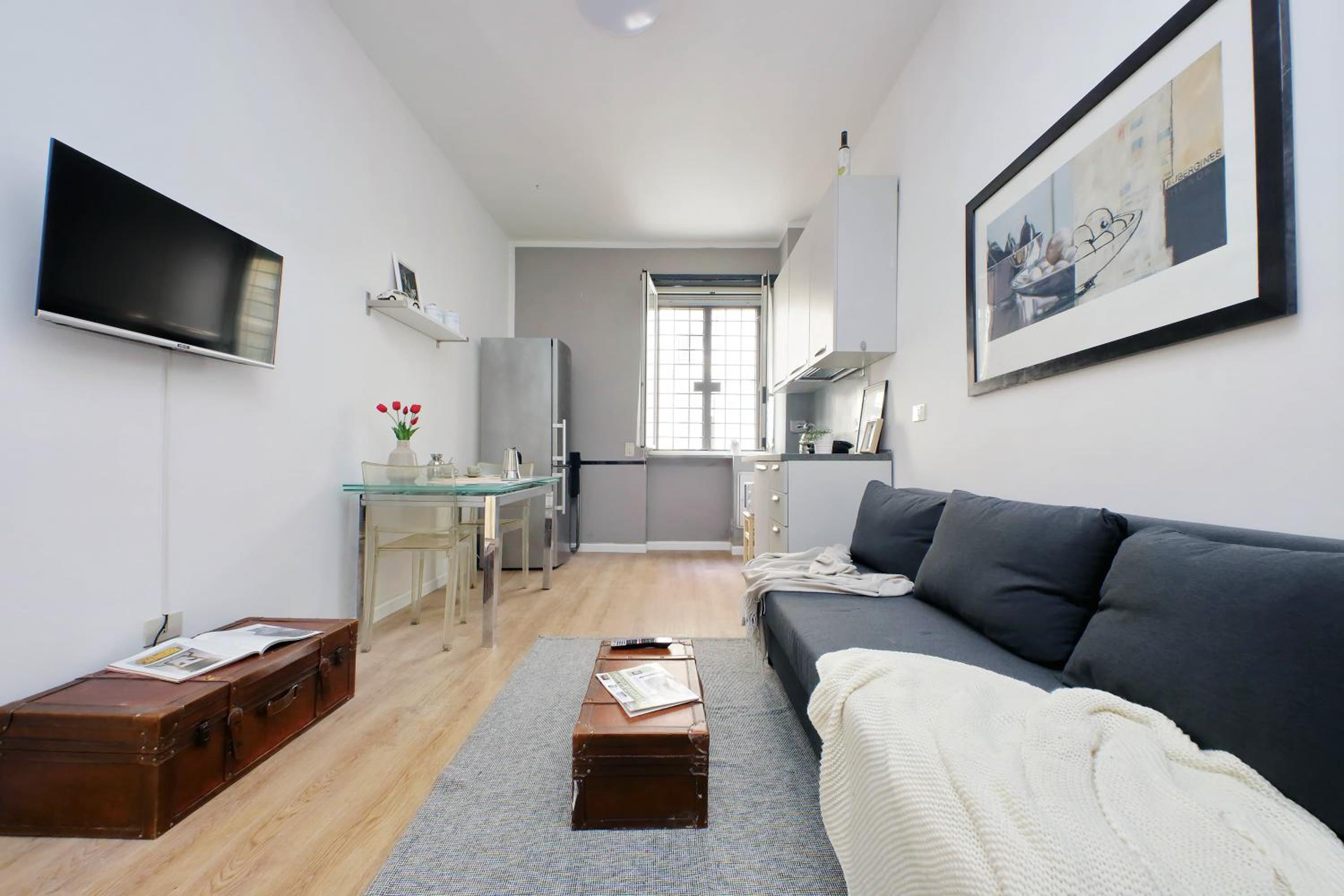One-Bedroom Apartment