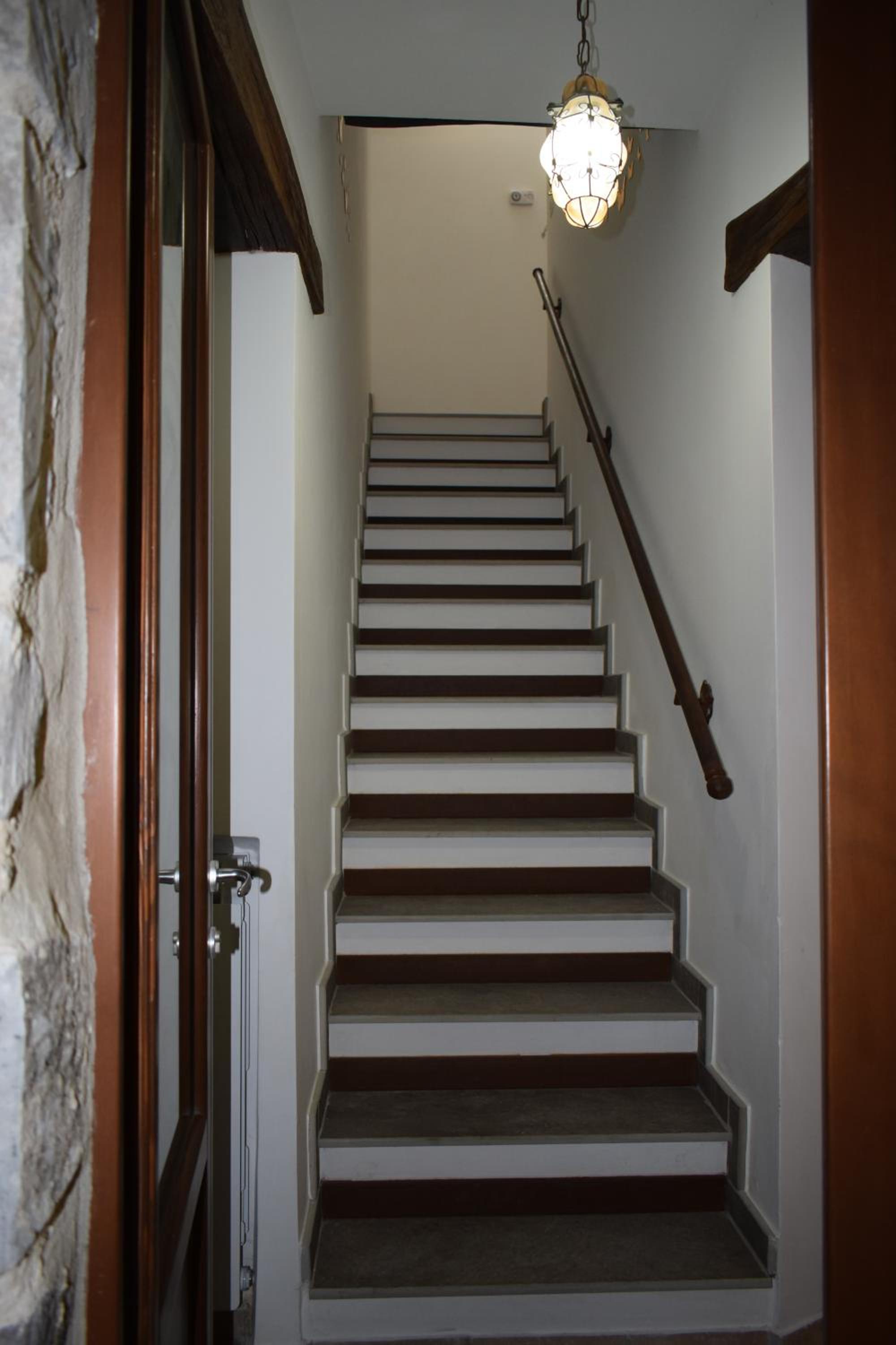 Large Double Room - Photo 23