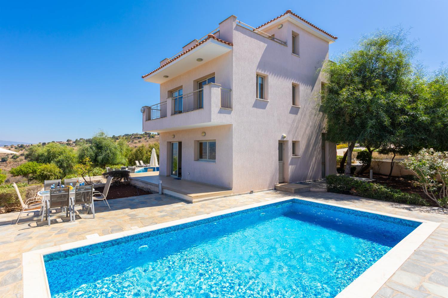 Villa con 4 Camere da Letto