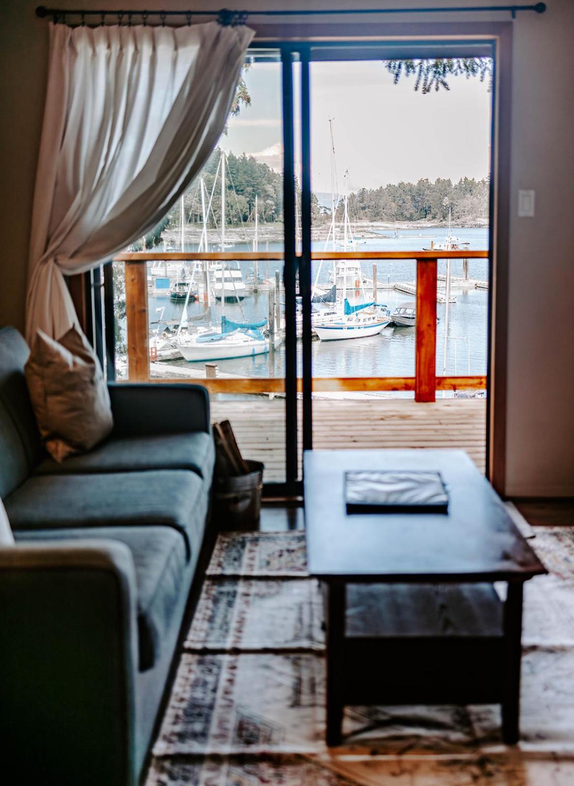 Deluxe Bungalow with Sea View photo 3