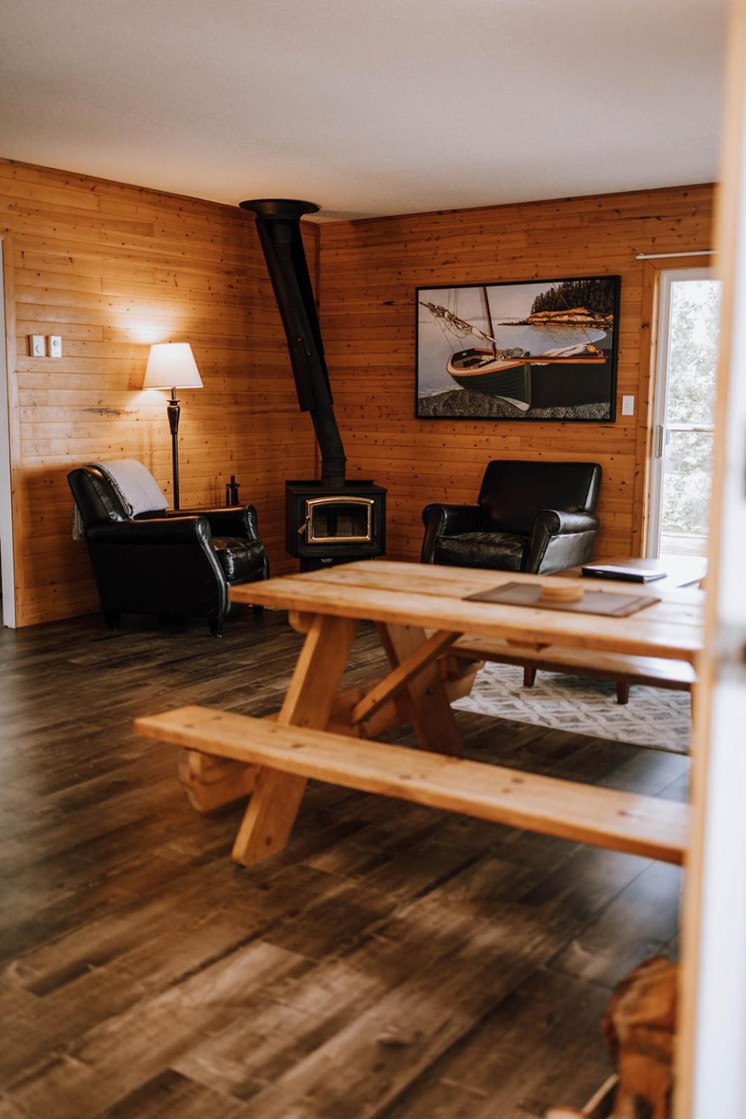 Two-Bedroom Cottage photo 2