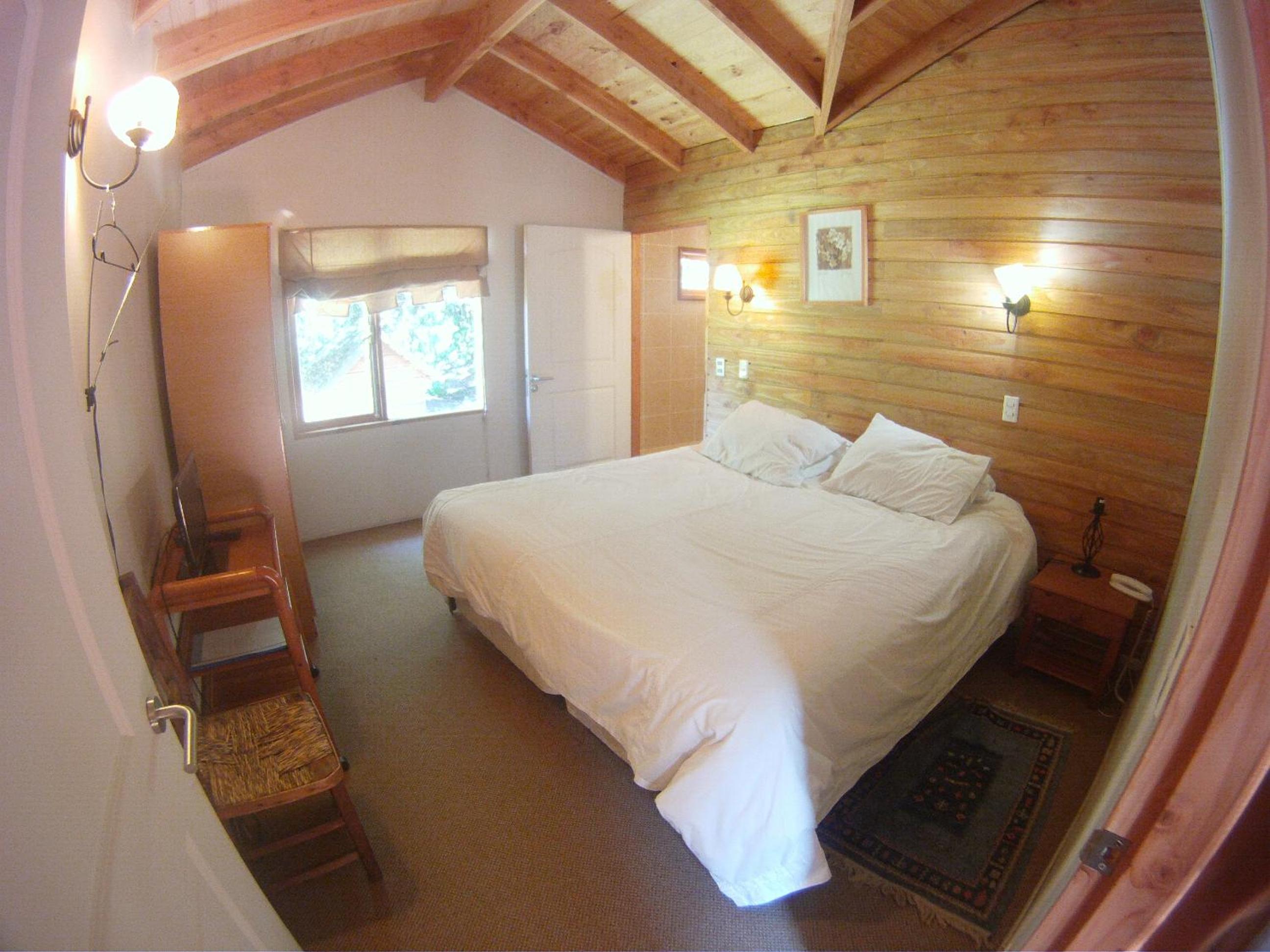 Two-Bedroom Bungalow photo 3