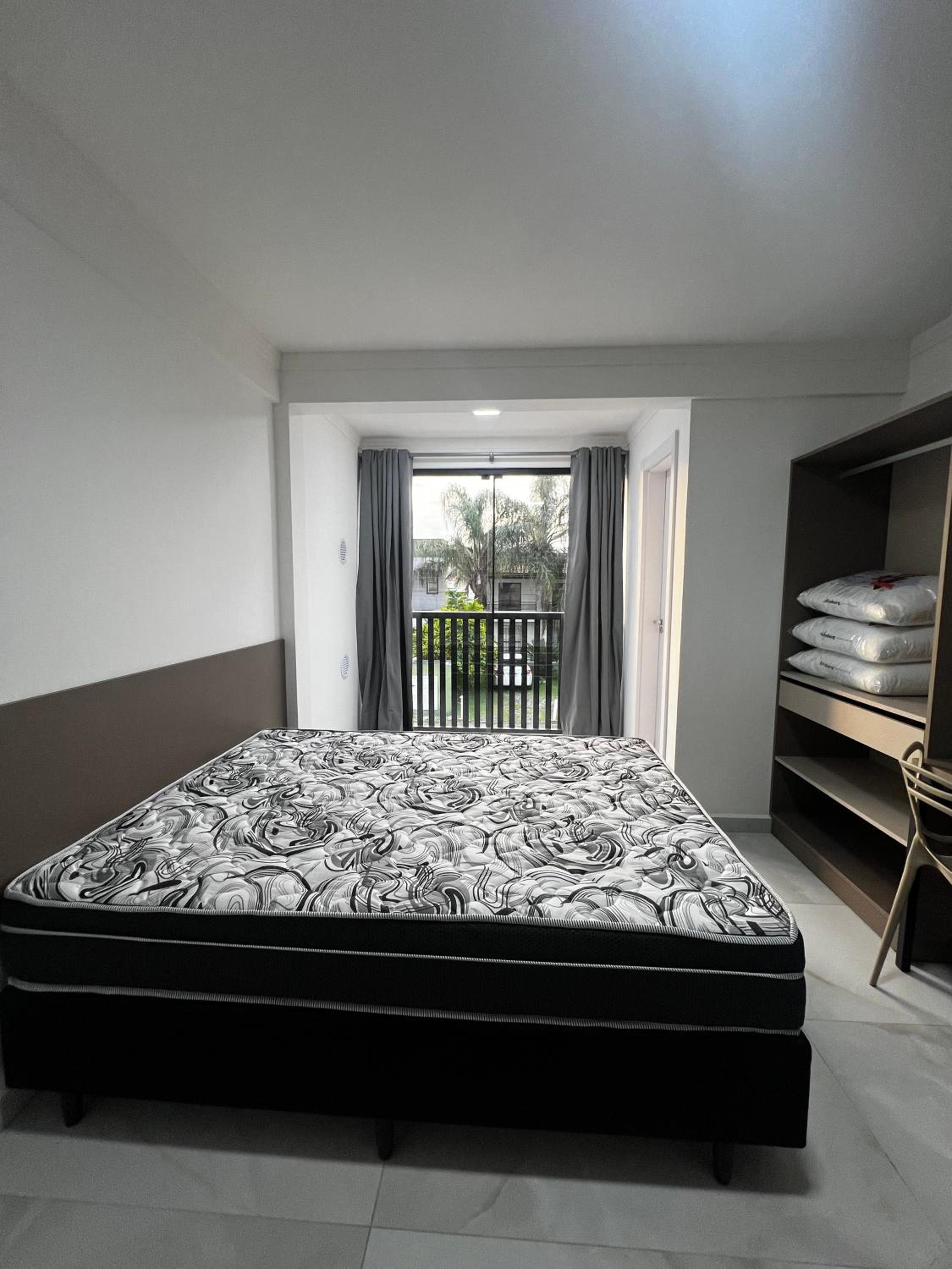 Studio Apartment photo 2