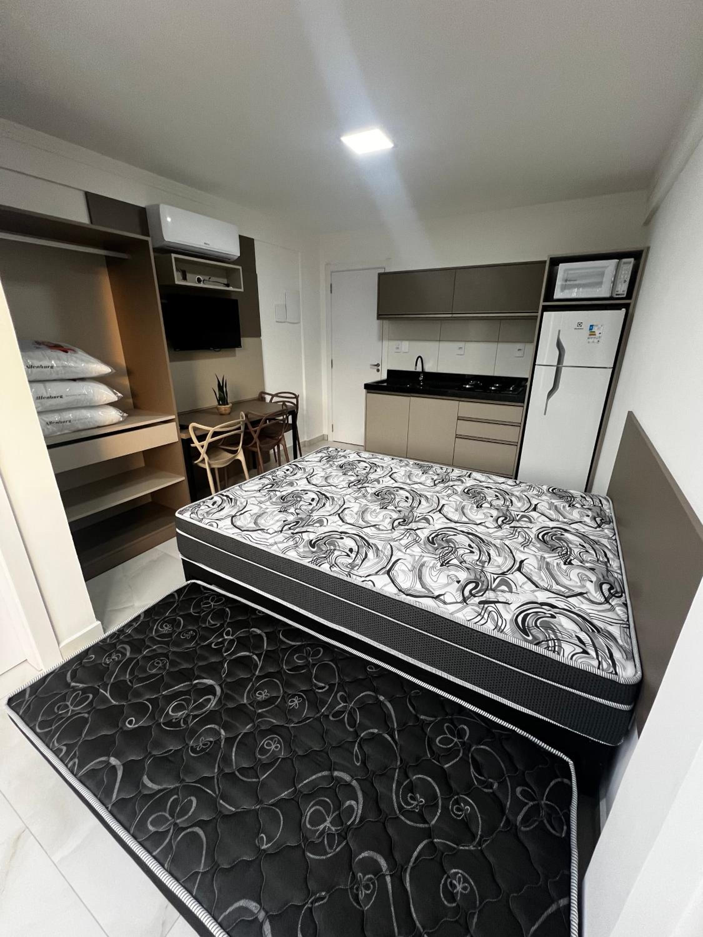 Studio Apartment photo 3