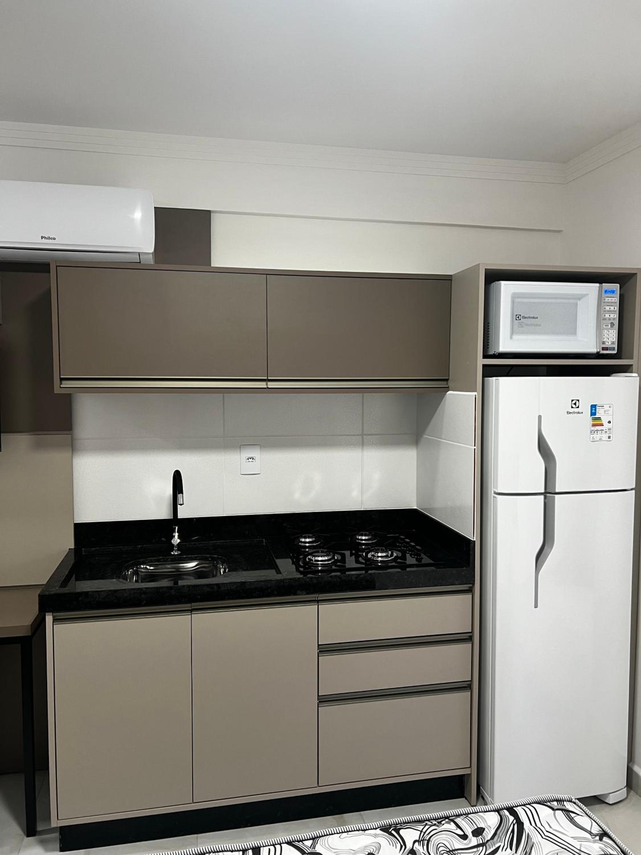 Studio Apartment photo 3