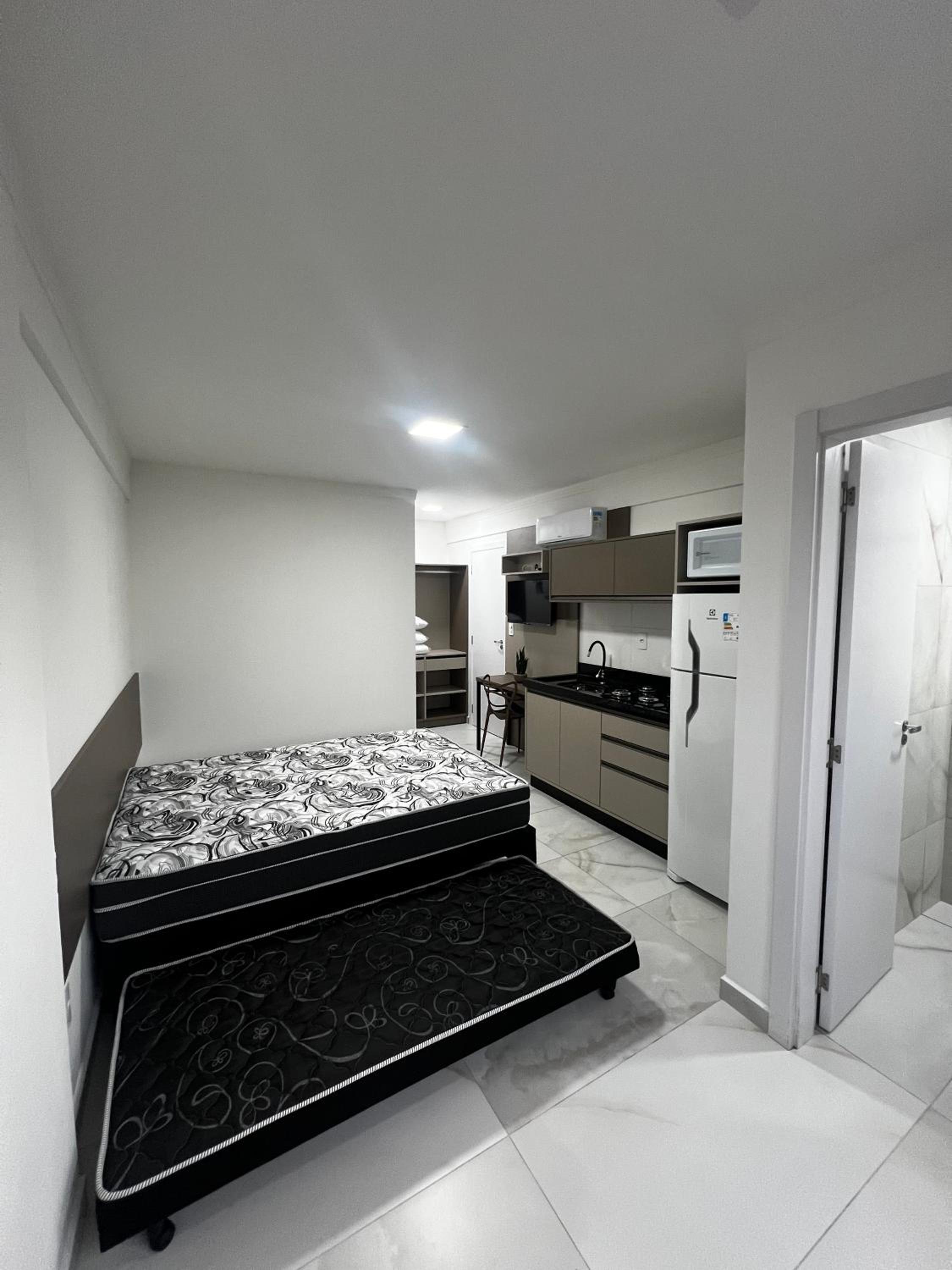 Studio Apartment photo 1