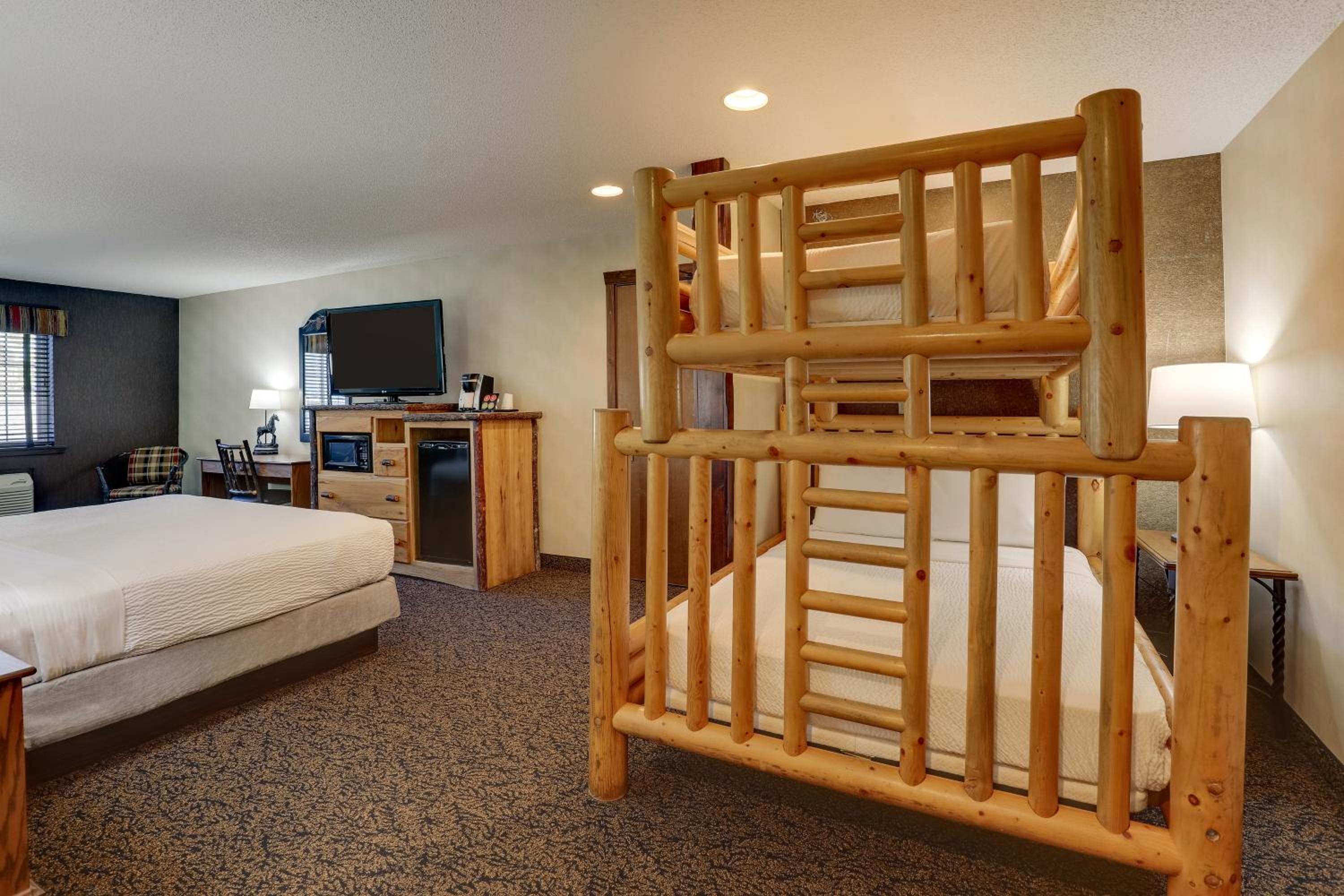 Family Suite - Photo 4