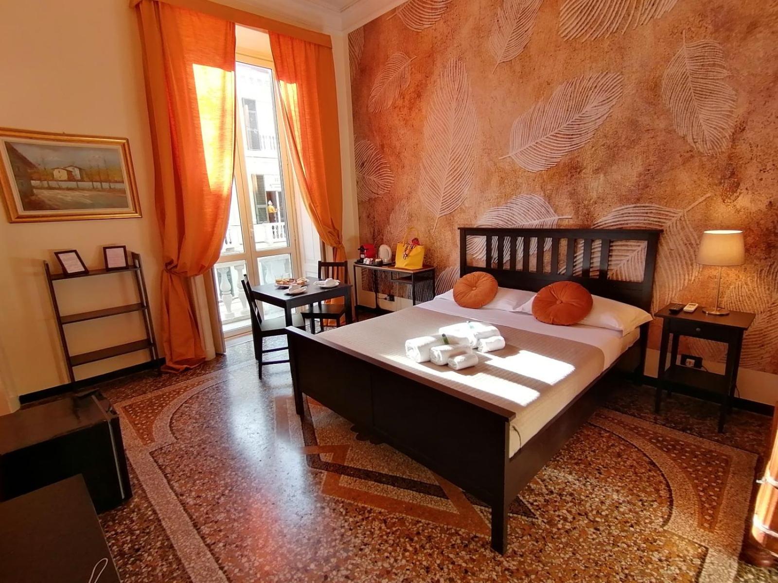 Double Room with Shared Bathroom photo 1