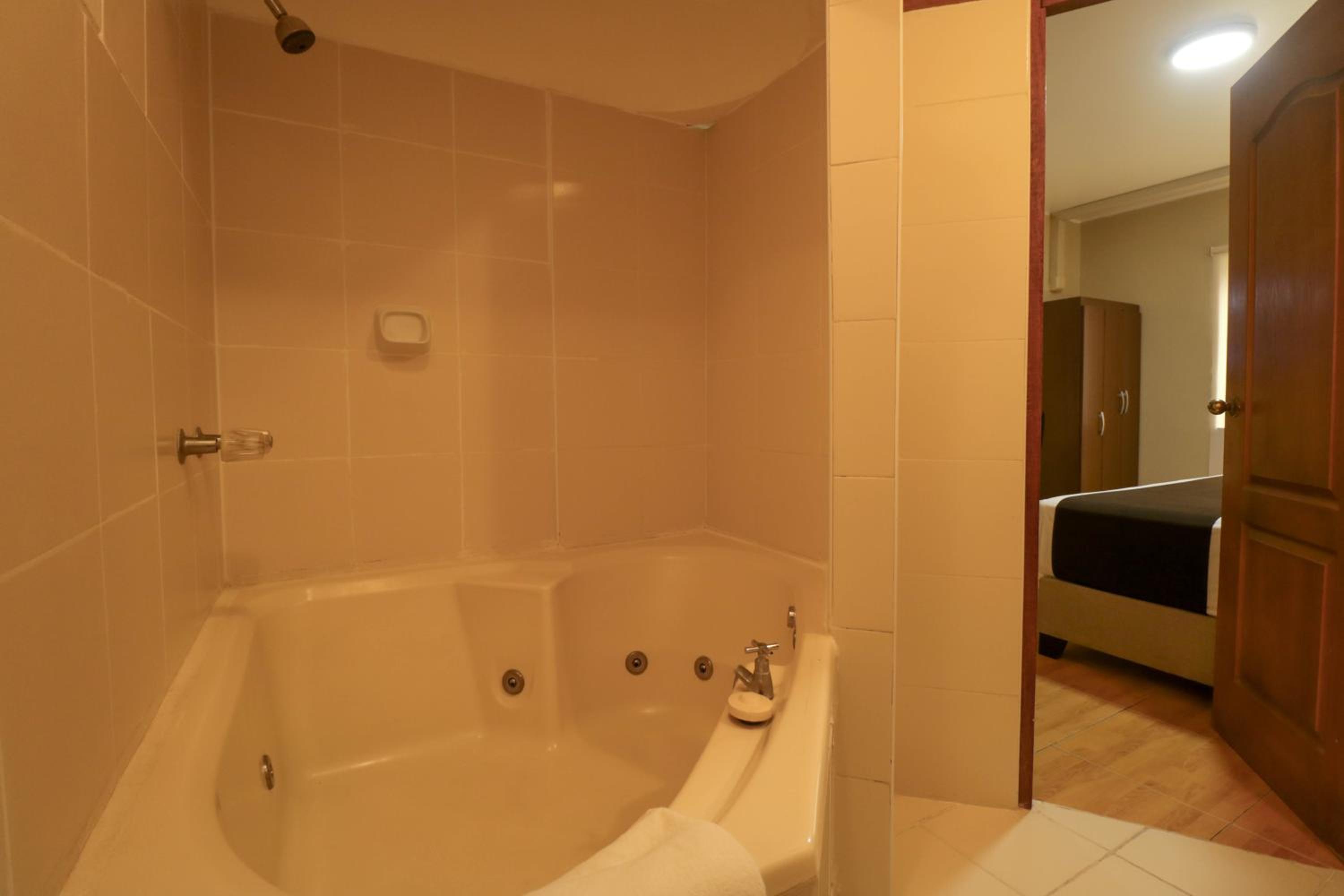 Junior Suite - Photo 10