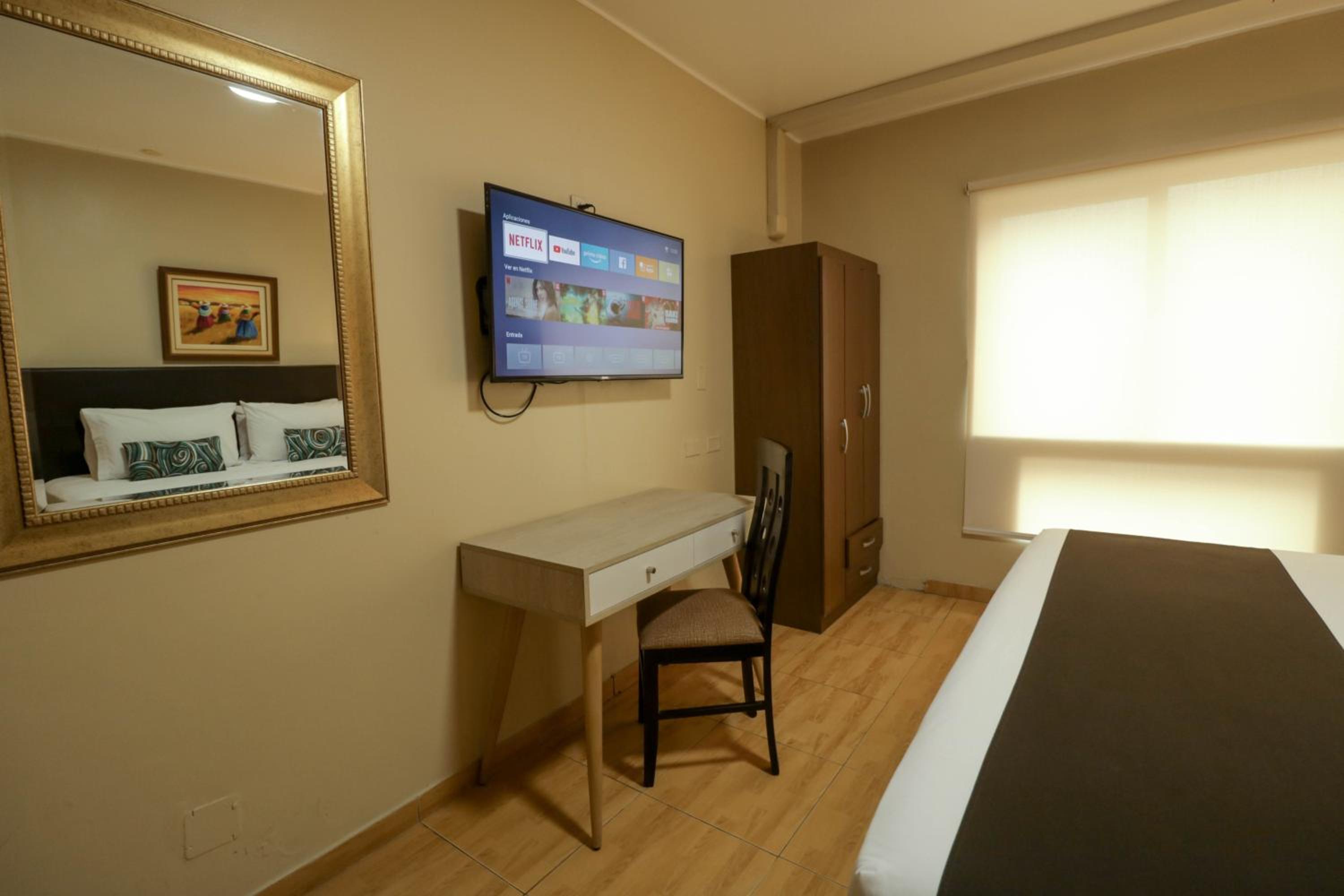 Junior Suite - Photo 12