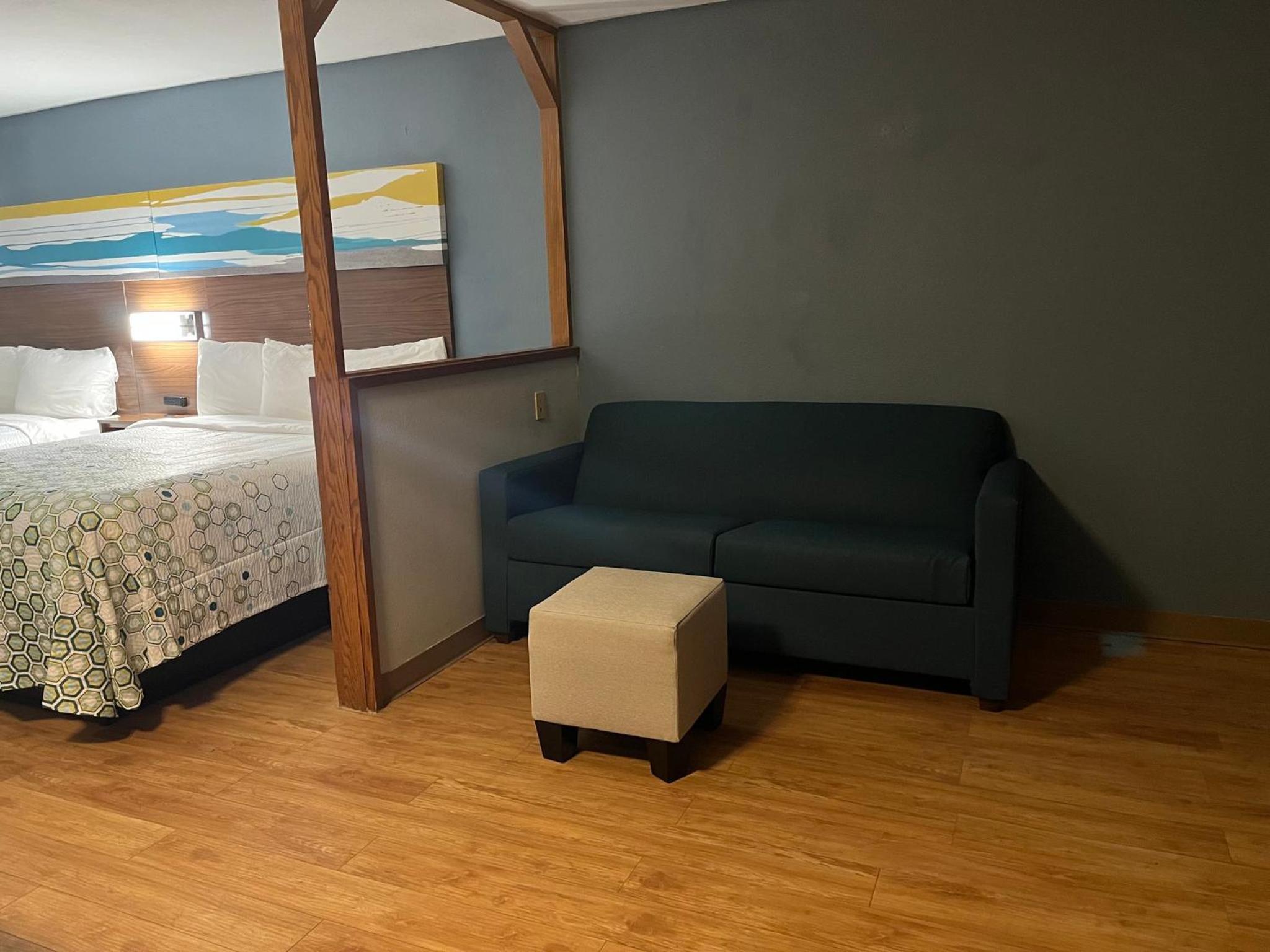 Suite With Two Queen Beds Non-Smoking