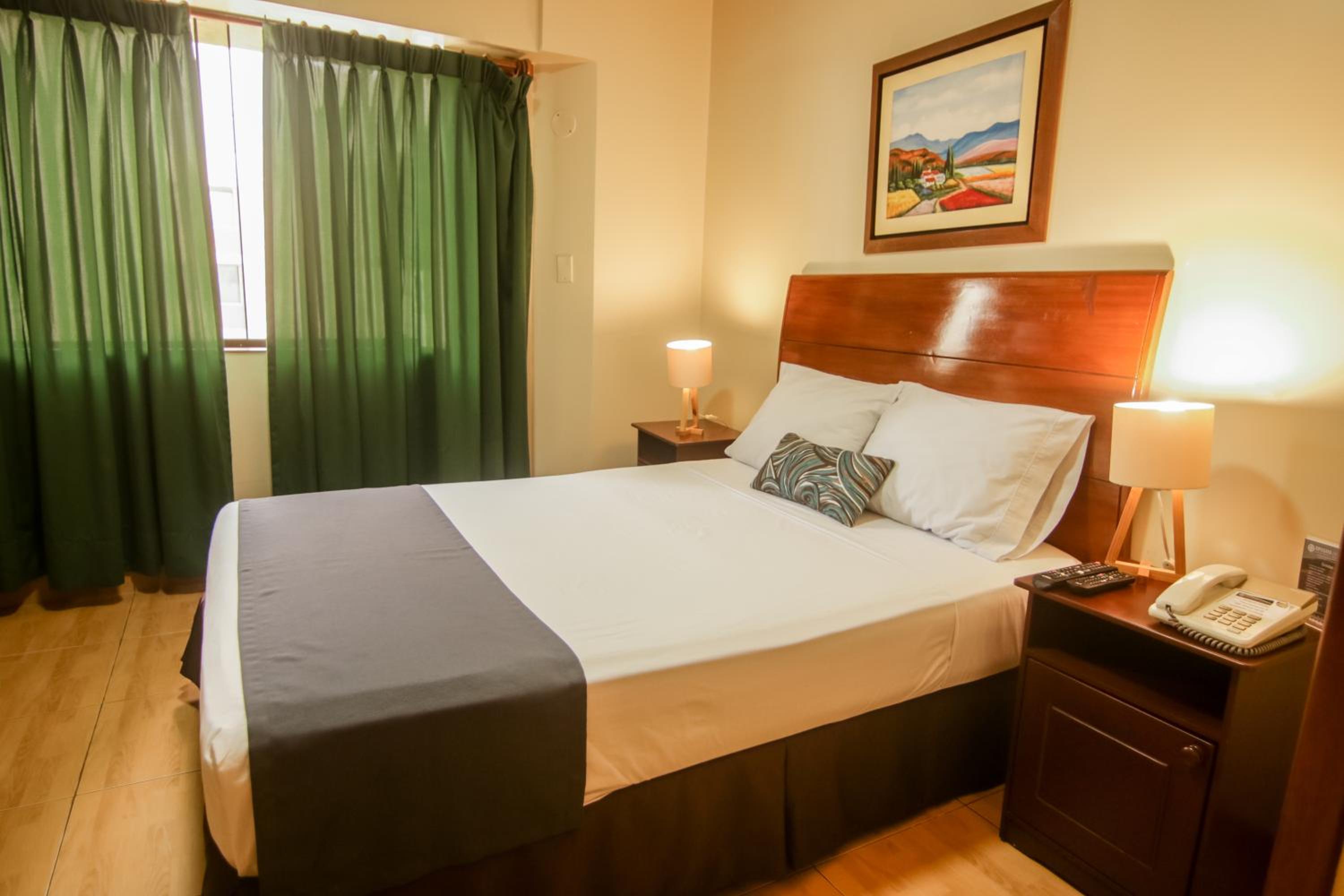 Standard Double Room - Photo 6