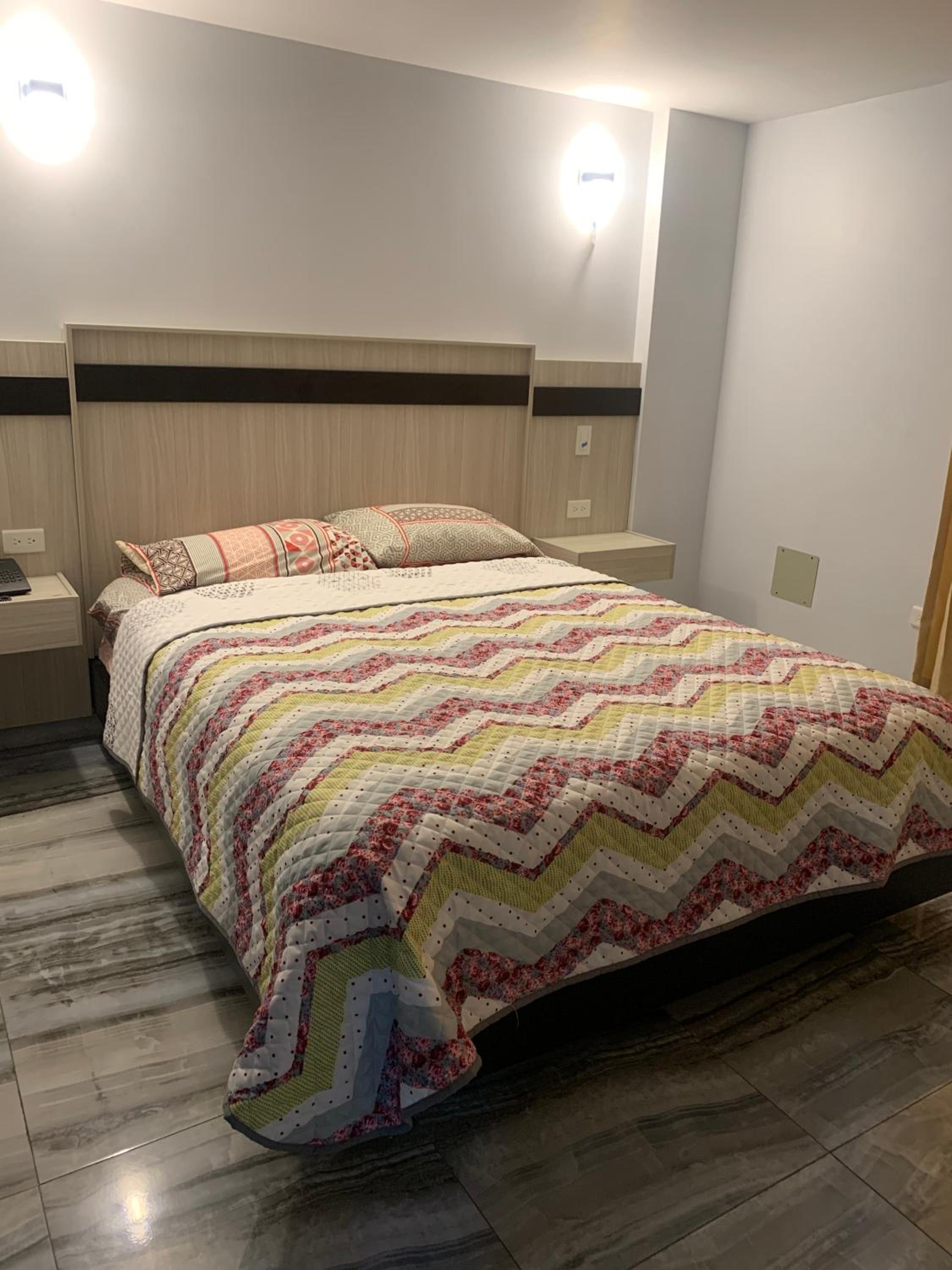 Deluxe Queen Room